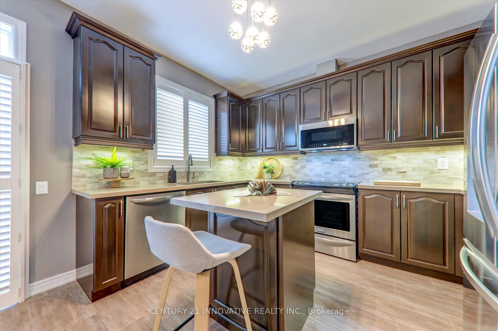 Photo 14 of 144 Nelson Street, Clarington, Bowmanville — HOMEH