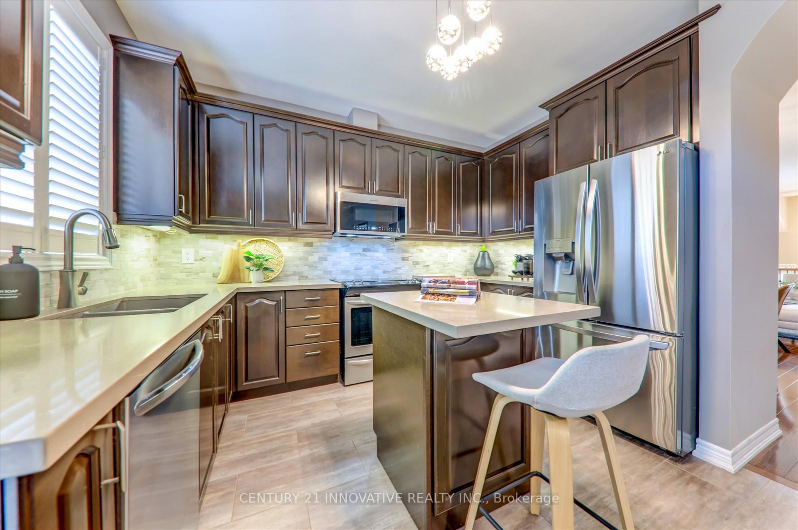 Photo 15 of 144 Nelson Street, Clarington, Bowmanville — HOMEH
