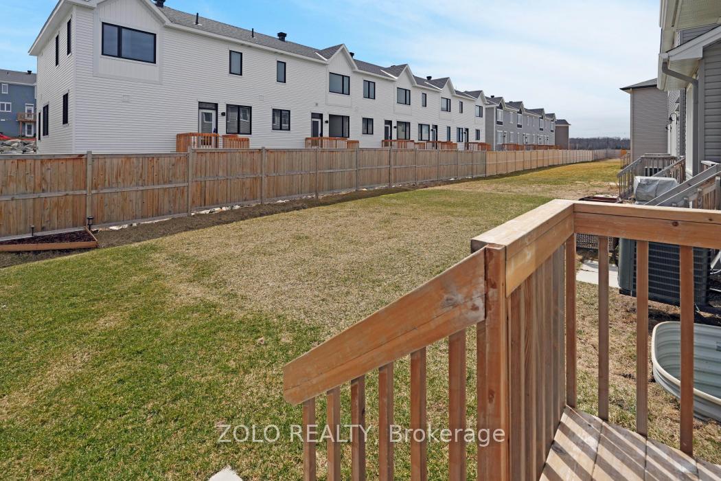 Photo 33 of 533 Sonmarg Crescent, Ottawa, Barrhaven - Half Moon Bay — HOMEH
