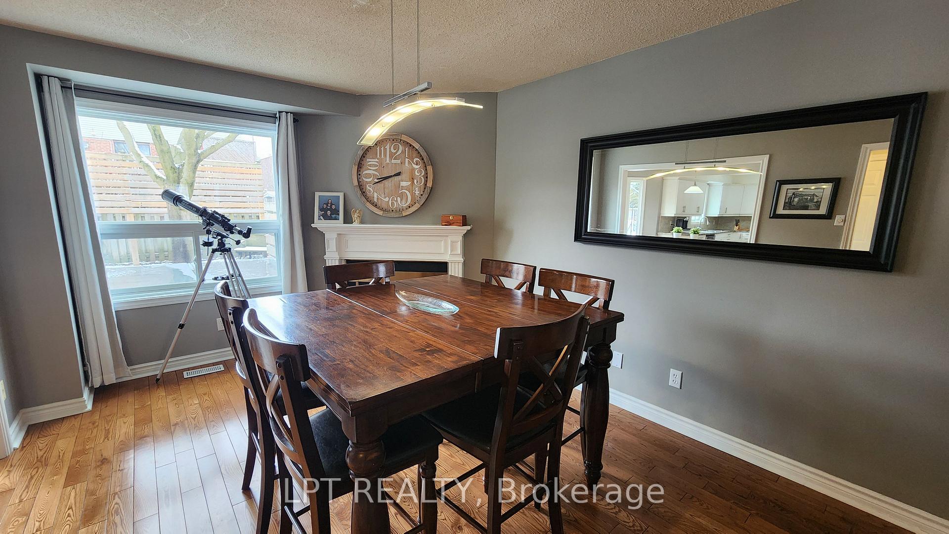 Photo 9 of 63 James Street, Barrie, Ardagh — HOMEH