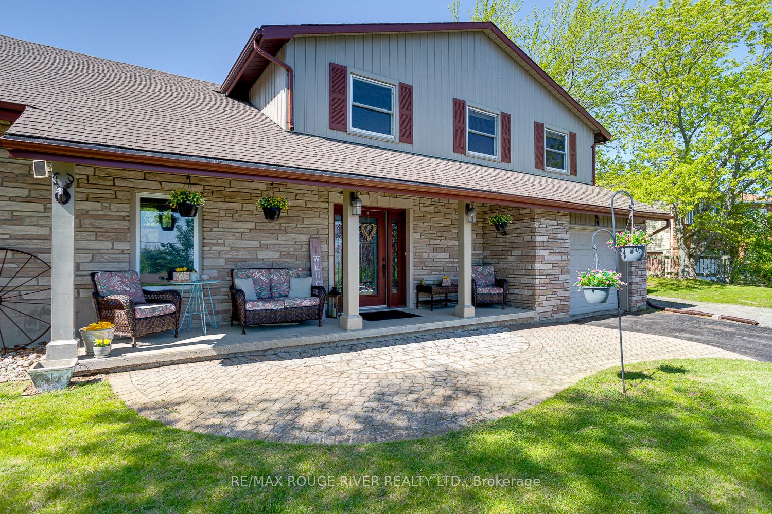 Photo 1 of 10 Lakeview Heights, Brighton — HOMEH
