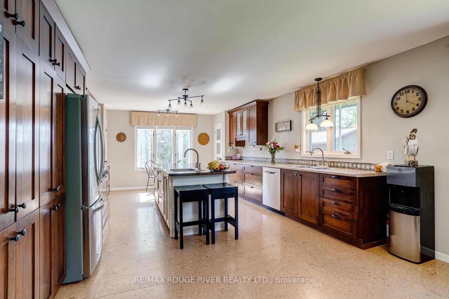 Photo 22 of 10 Lakeview Heights, Brighton — HOMEH