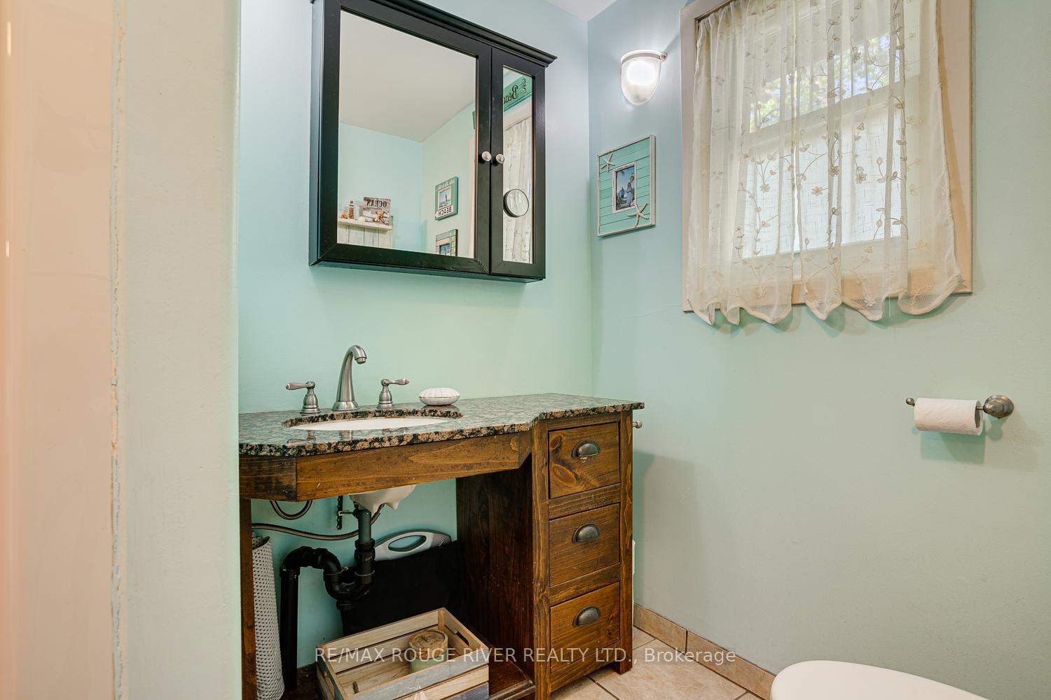 Photo 40 of 10 Lakeview Heights, Brighton — HOMEH