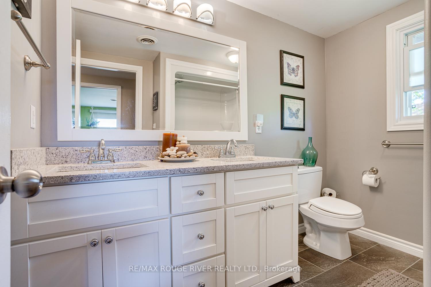 Photo 38 of 10 Lakeview Heights, Brighton — HOMEH