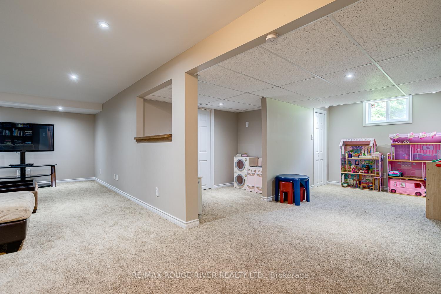 Photo 44 of 10 Lakeview Heights, Brighton — HOMEH