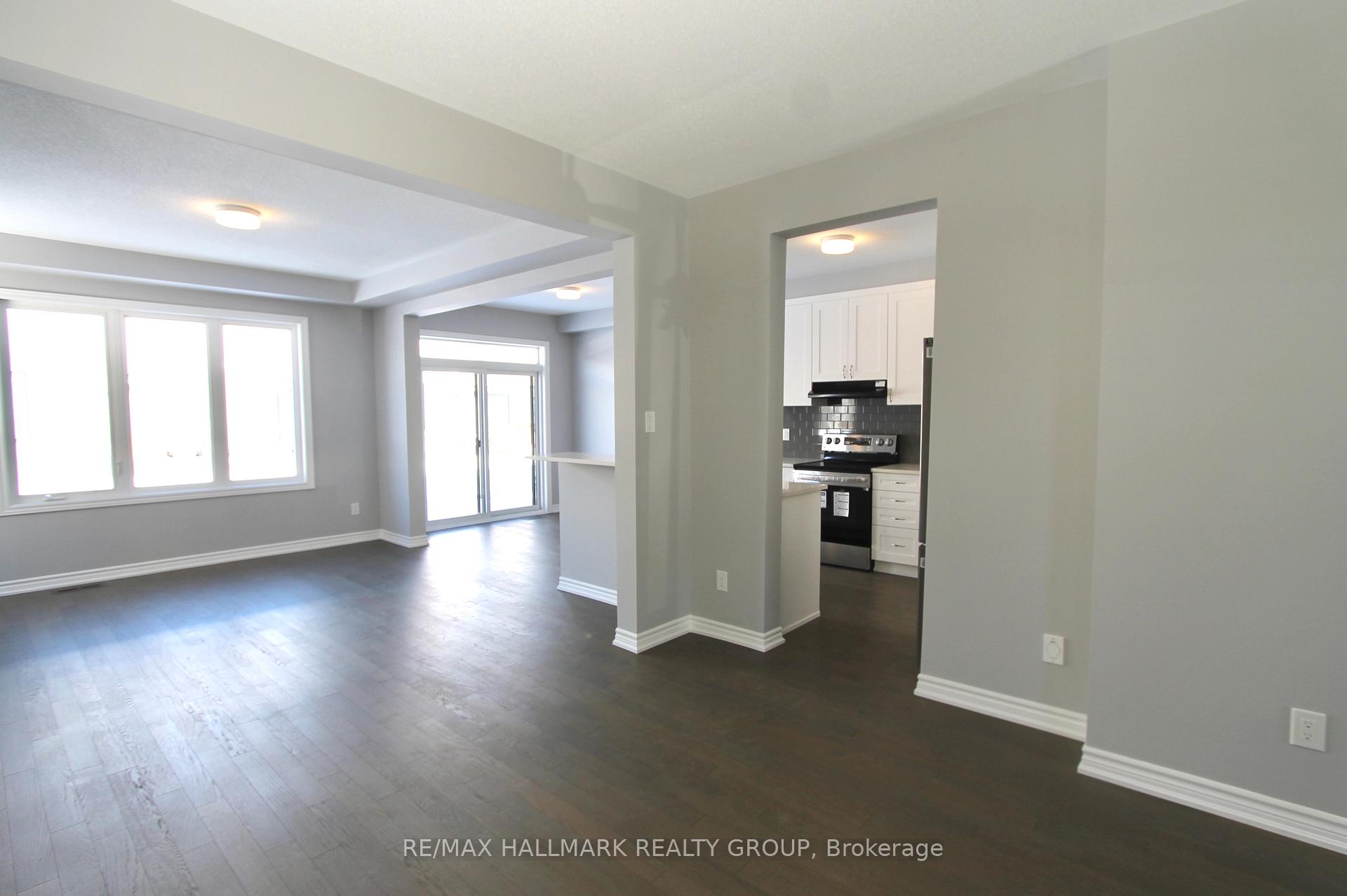 Photo 2 of 506 Flagstaff Drive, Ottawa, Barrhaven - Half Moon Bay — HOMEH
