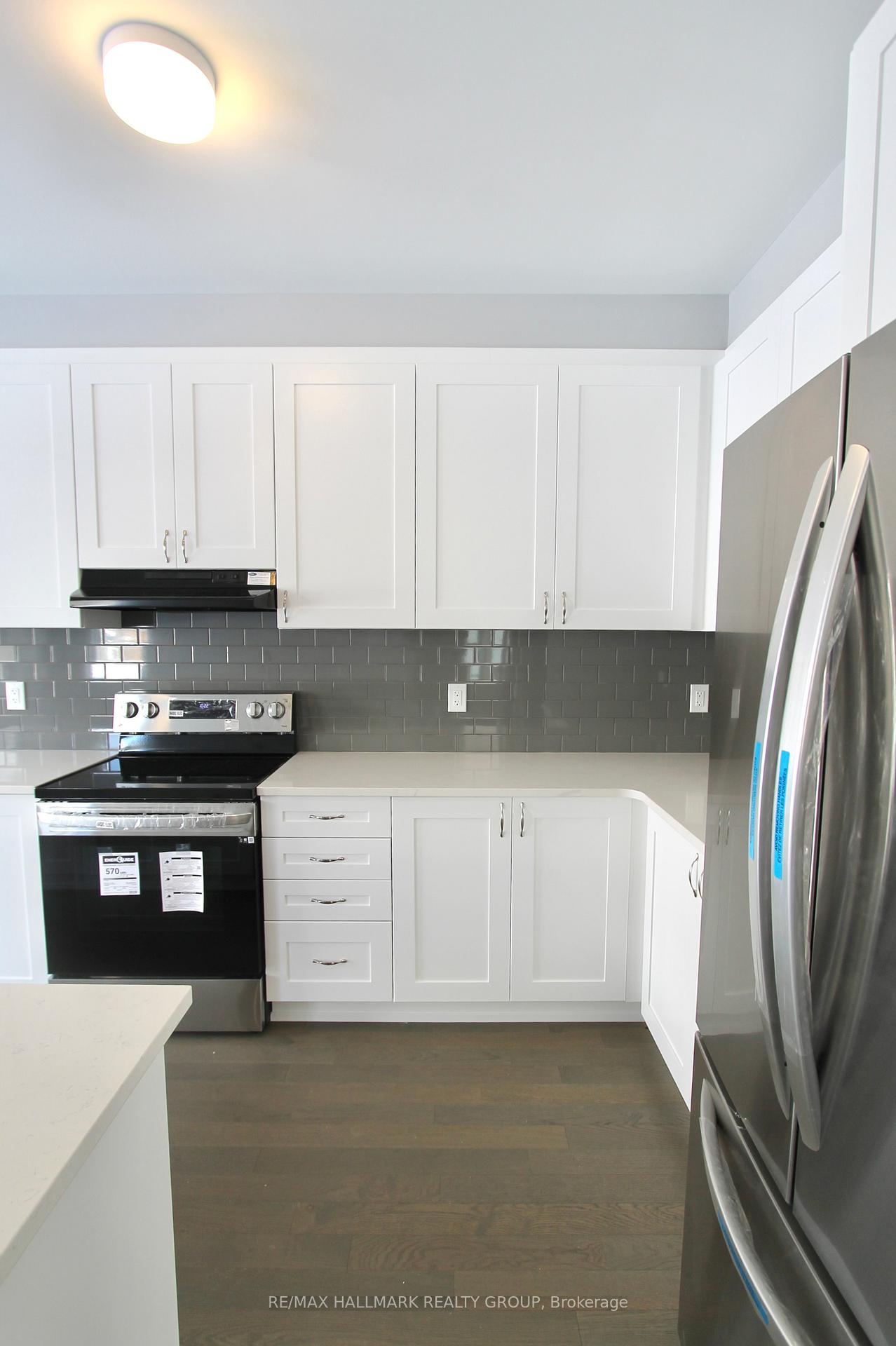 Photo 8 of 506 Flagstaff Drive, Ottawa, Barrhaven - Half Moon Bay — HOMEH