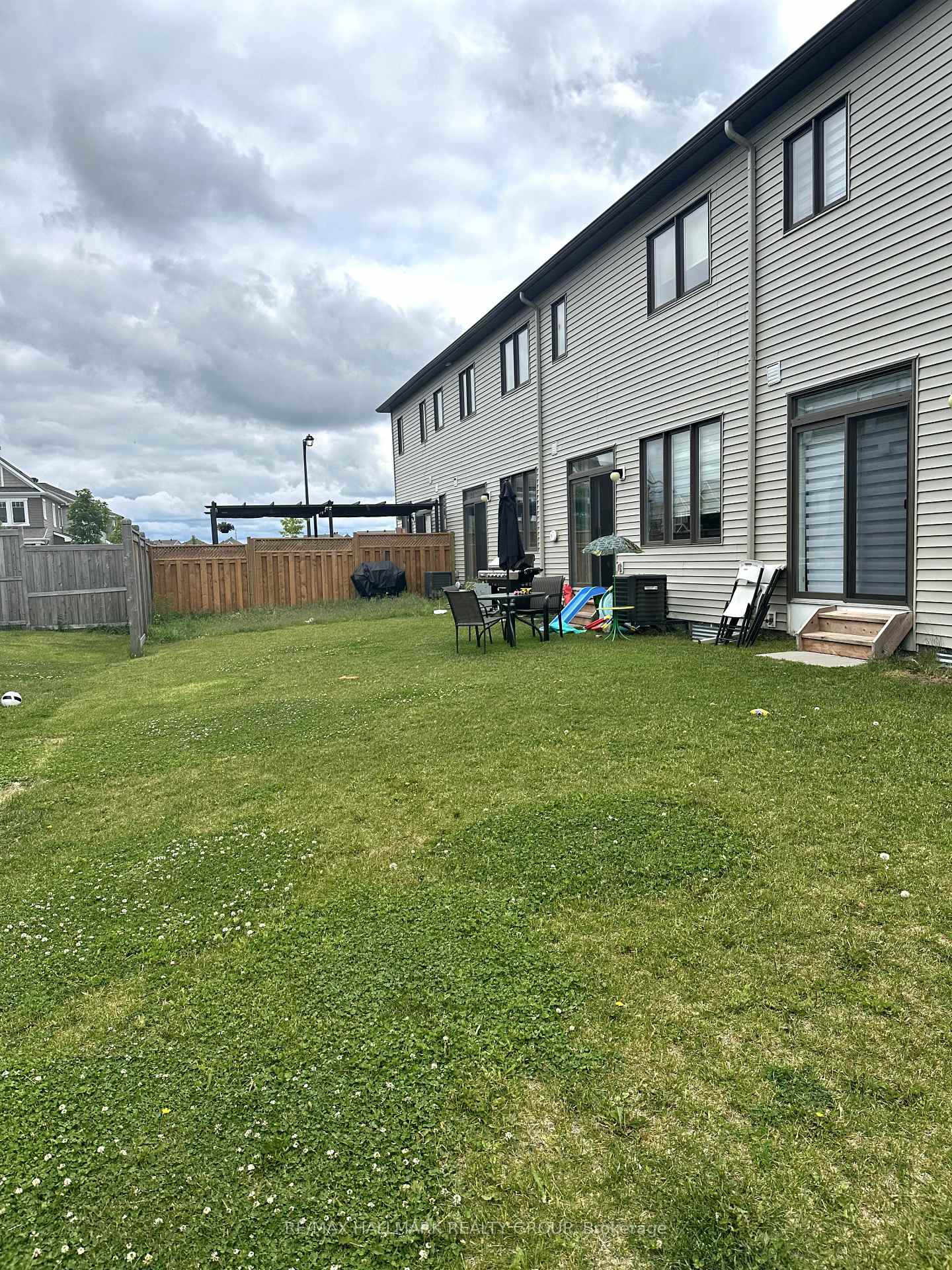 Photo 27 of 506 Flagstaff Drive, Ottawa, Barrhaven - Half Moon Bay — HOMEH