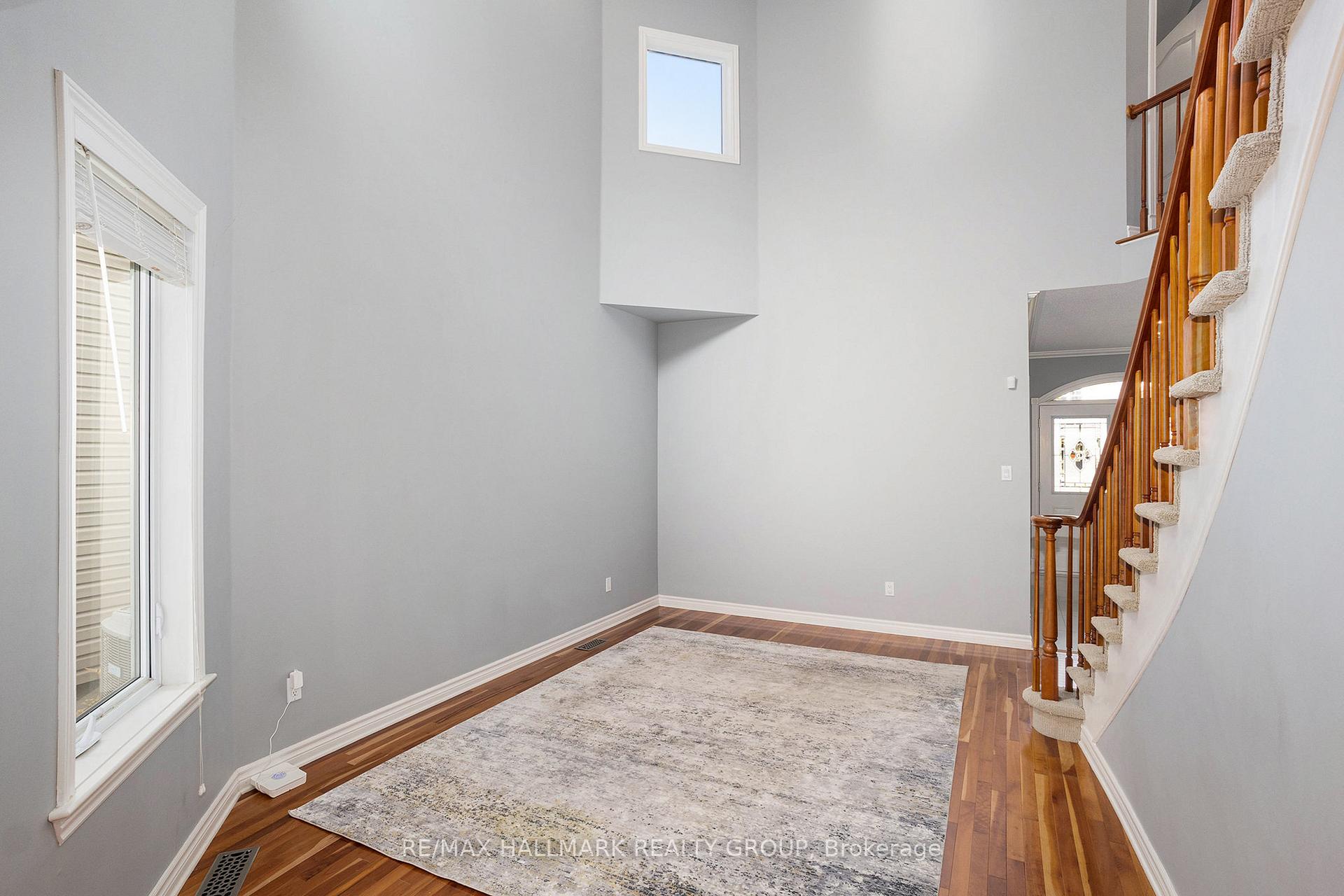 Photo 3 of 225 Bradwell Way, Ottawa, Blossom Park/Kemp Park/Findlay Creek — HOMEH