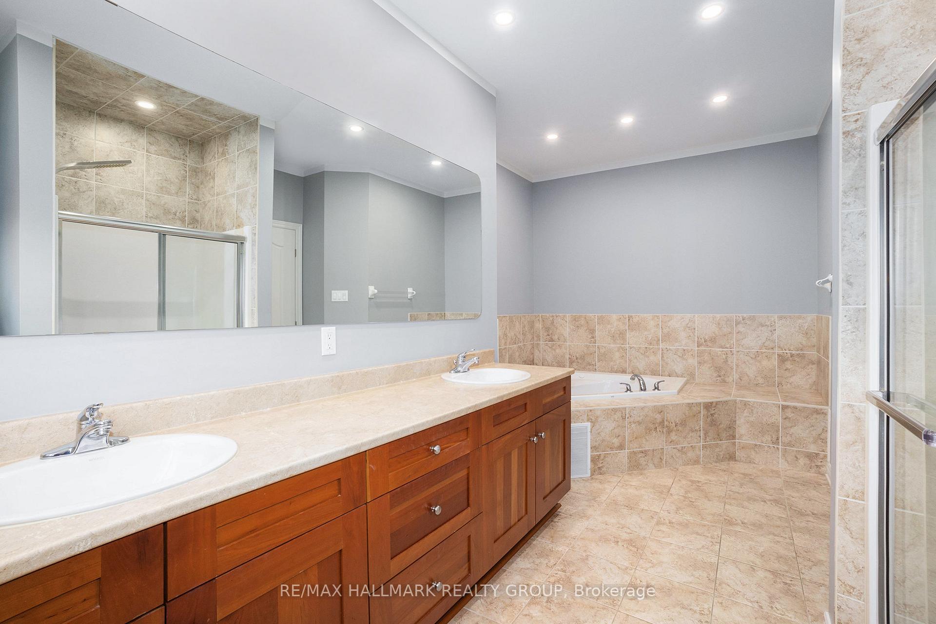 Photo 25 of 225 Bradwell Way, Ottawa, Blossom Park/Kemp Park/Findlay Creek — HOMEH