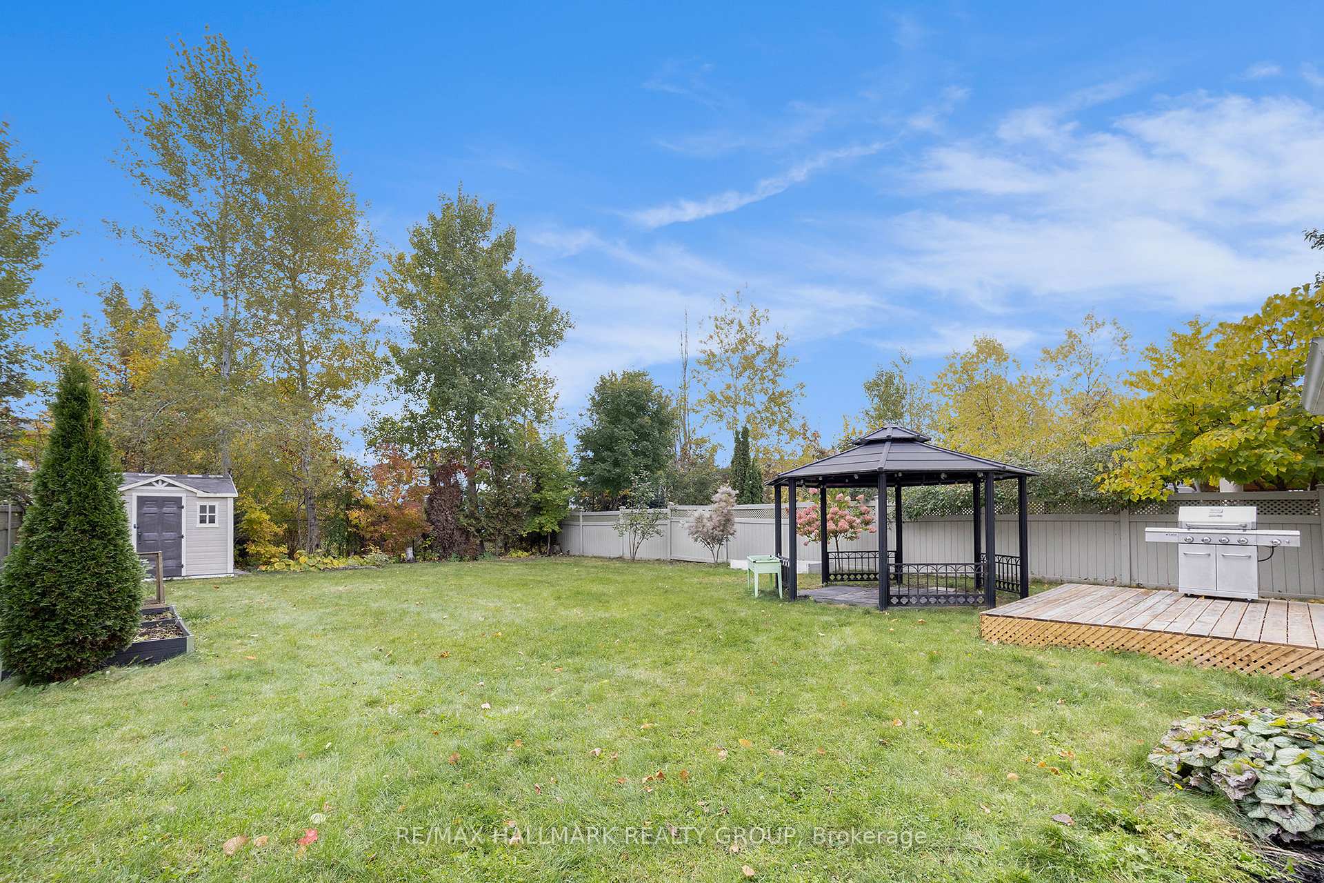 Photo 33 of 225 Bradwell Way, Ottawa, Blossom Park/Kemp Park/Findlay Creek — HOMEH