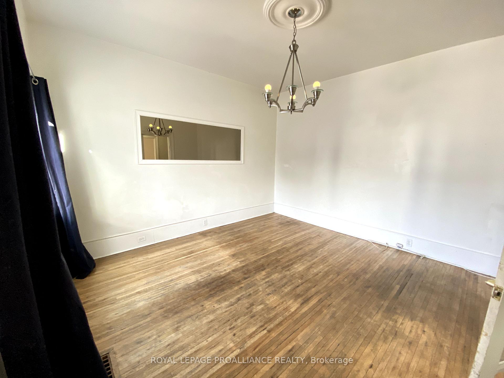 Photo 9 of 273 Ann Street, Belleville, Belleville Ward — HOMEH