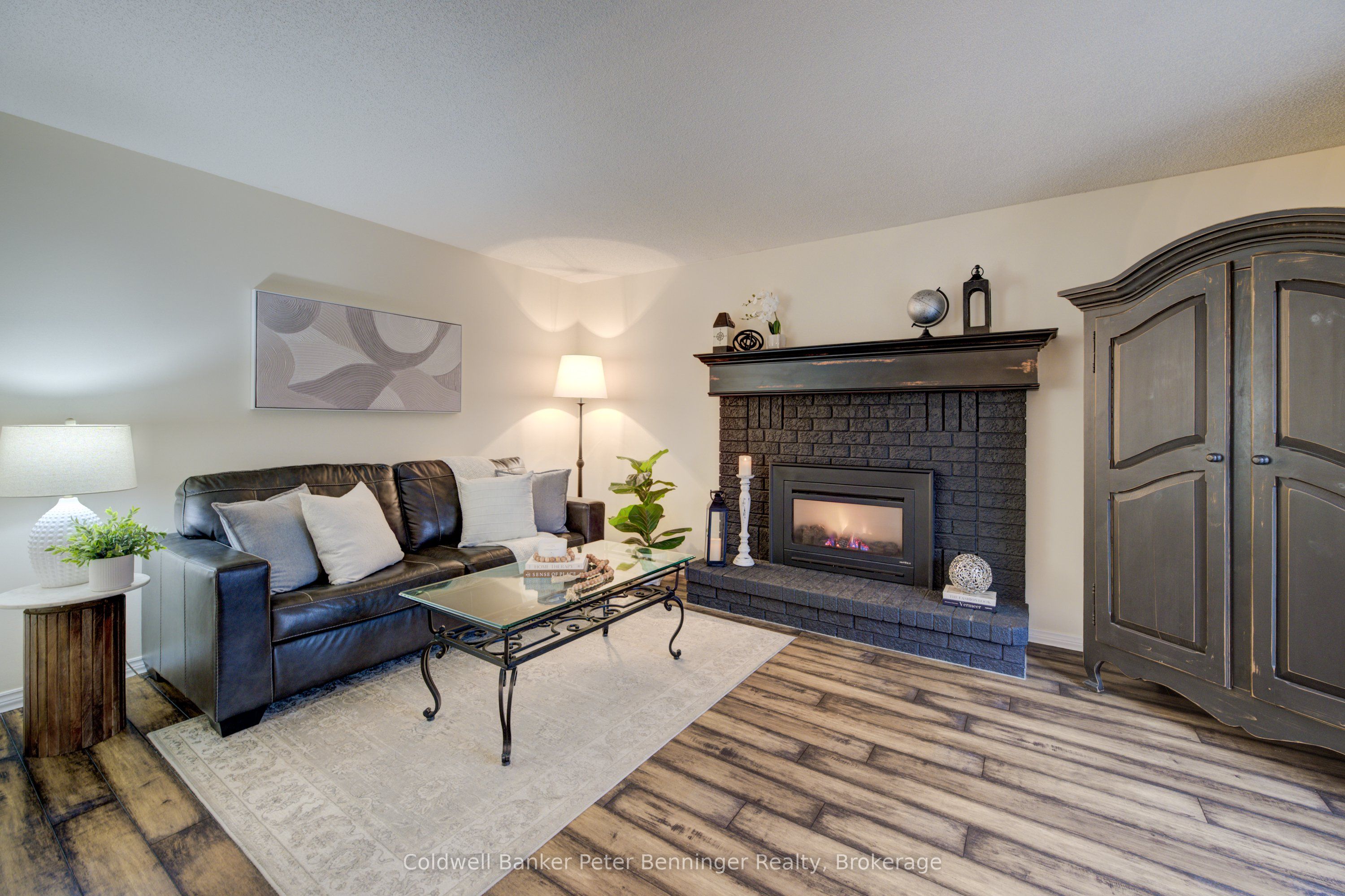 Photo 62 of 275 Canterbury Drive, Waterloo — HOMEH