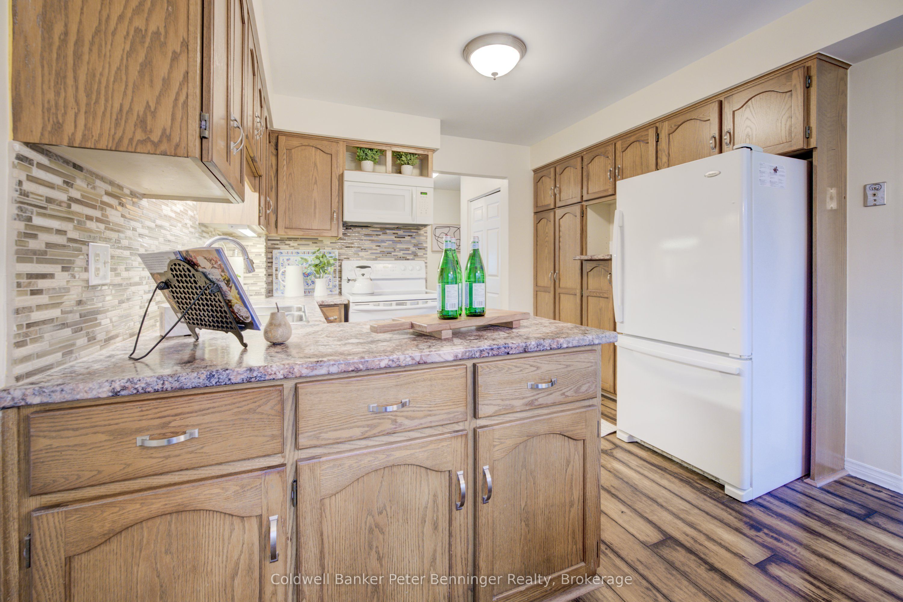 Photo 57 of 275 Canterbury Drive, Waterloo — HOMEH