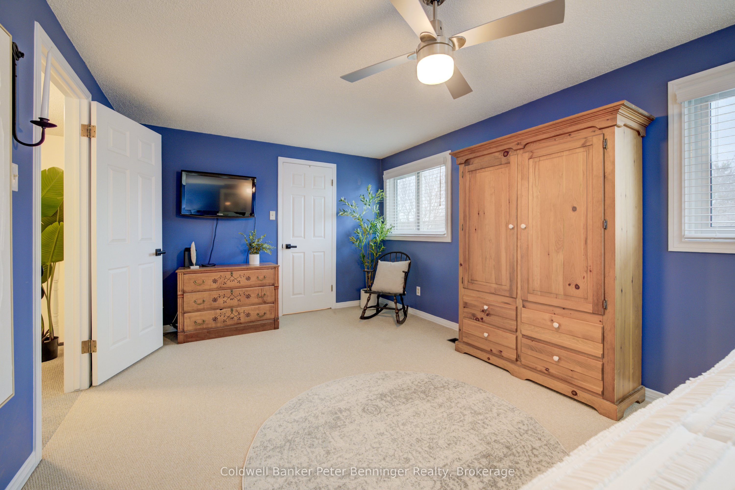 Photo 72 of 275 Canterbury Drive, Waterloo — HOMEH