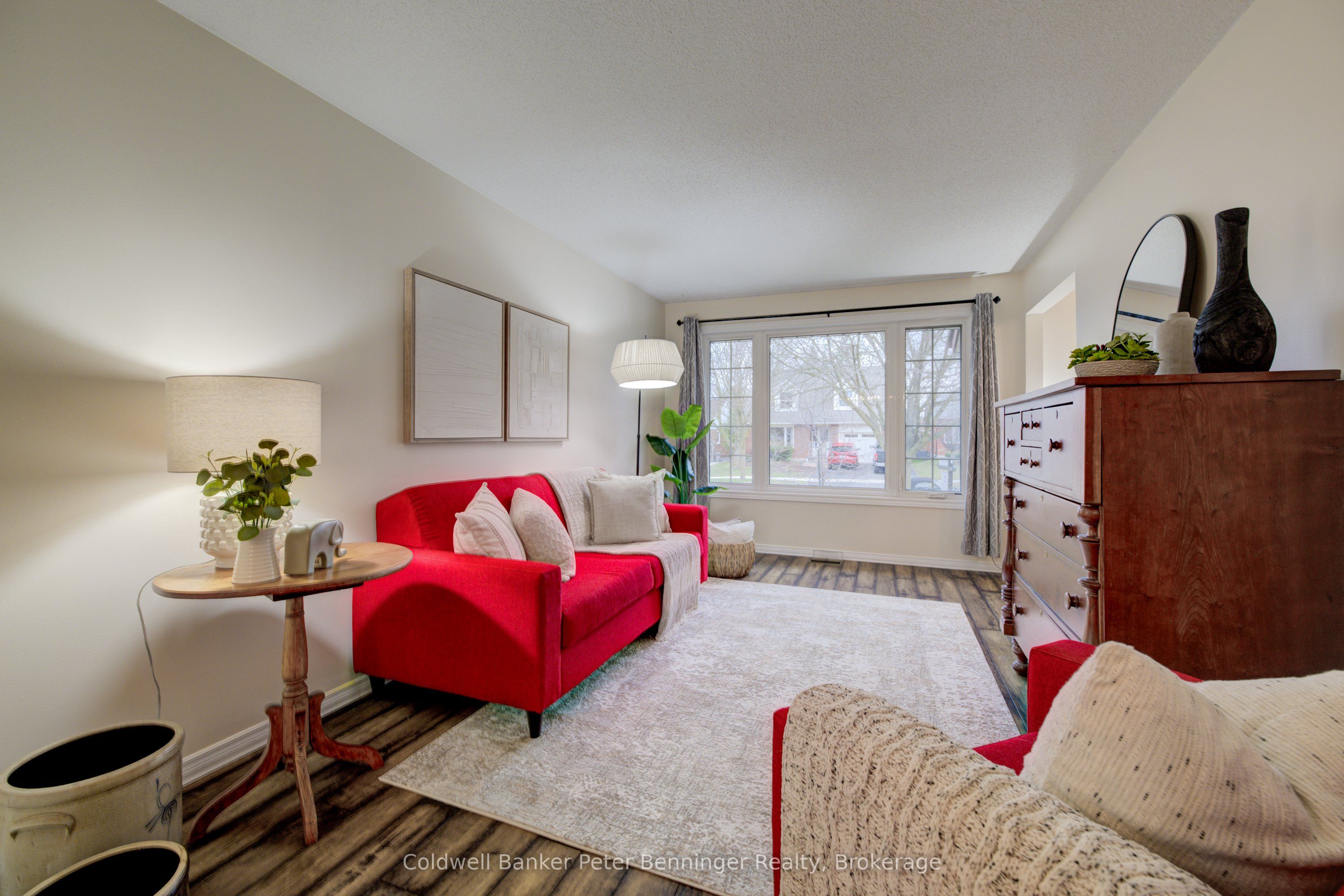 Photo 48 of 275 Canterbury Drive, Waterloo — HOMEH