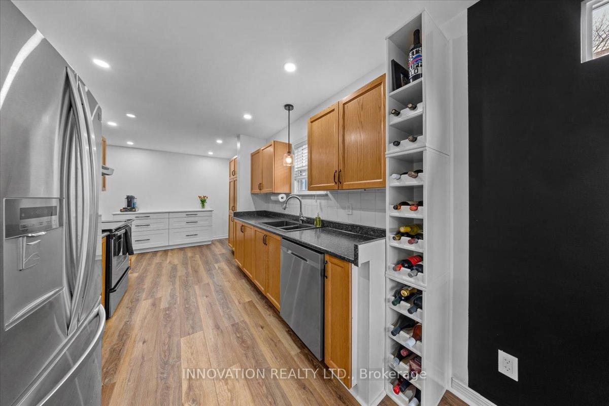 Photo 10 of 4 Newborough Crescent, Ottawa, Barrhaven East — HOMEH