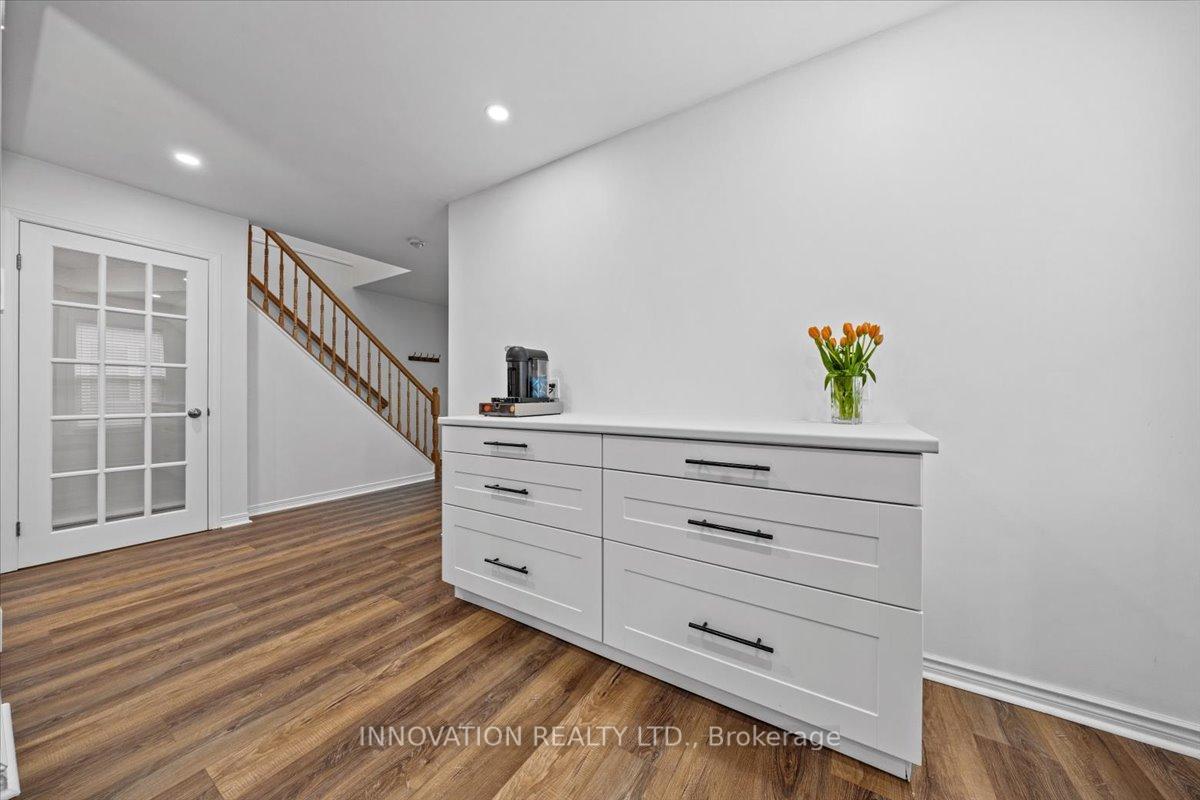Photo 12 of 4 Newborough Crescent, Ottawa, Barrhaven East — HOMEH