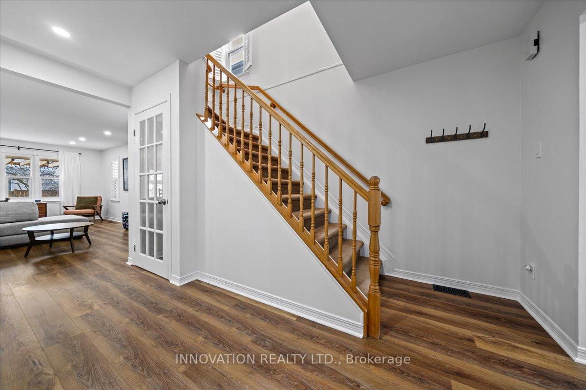 Photo 15 of 4 Newborough Crescent, Ottawa, Barrhaven East — HOMEH