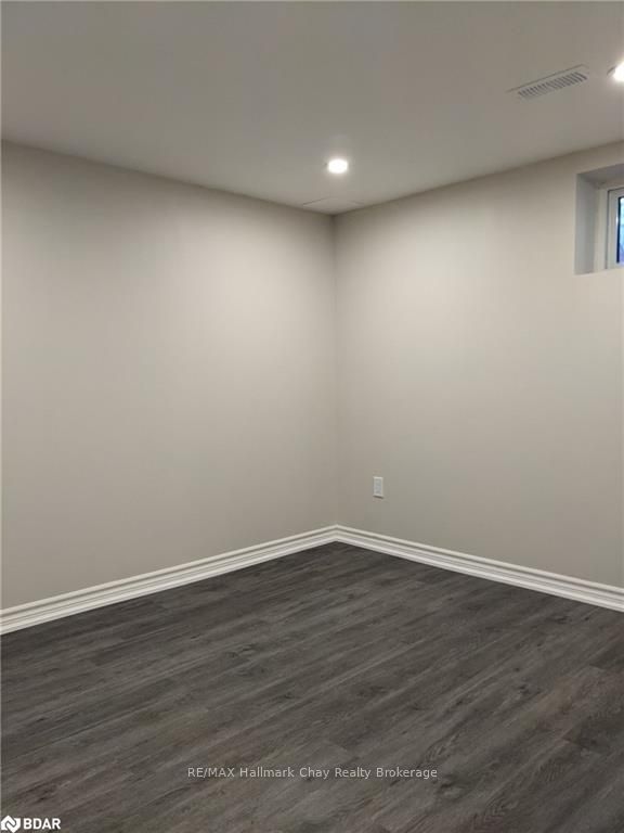 Photo 12 of Unit Lower, 6 Bowman Avenue, Barrie, Codrington — HOMEH