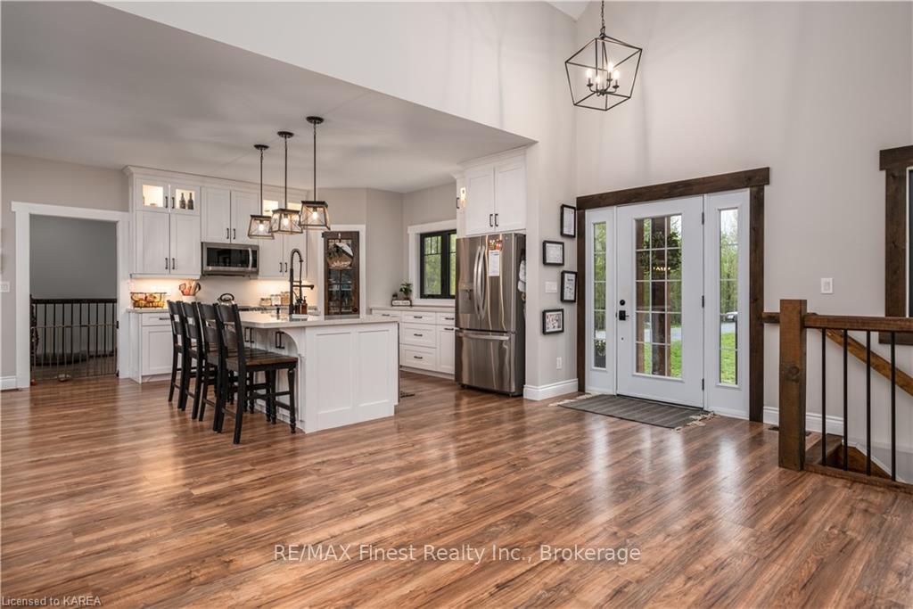 Photo 4 of 1046 Freeman Lane, Frontenac, Frontenac Centre — HOMEH