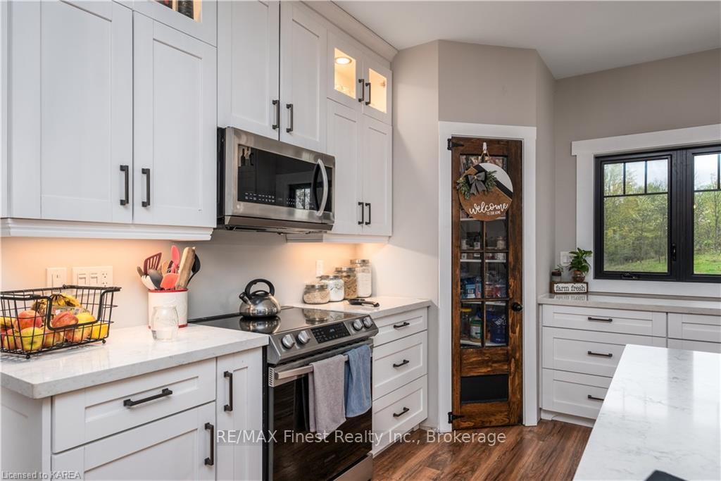 Photo 7 of 1046 Freeman Lane, Frontenac, Frontenac Centre — HOMEH