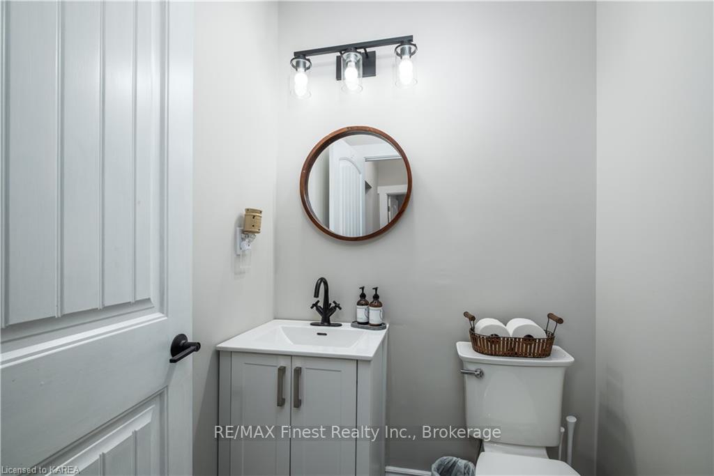 Photo 13 of 1046 Freeman Lane, Frontenac, Frontenac Centre — HOMEH