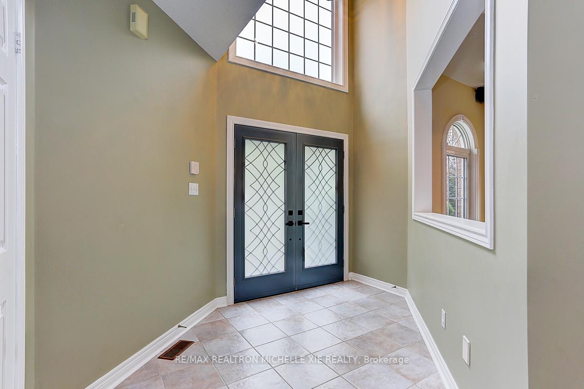Photo 25 of 45 Pinnacle Trail, Aurora, Bayview Wellington — HOMEH