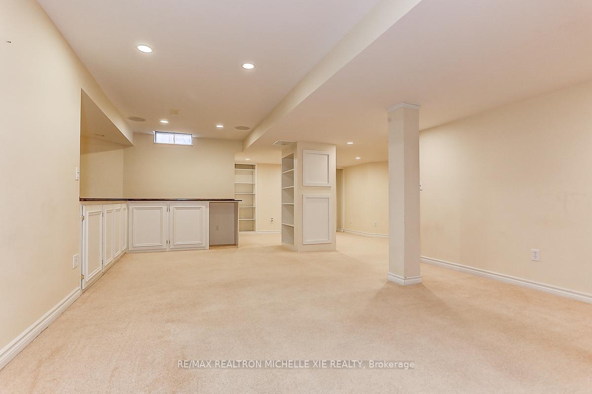 Photo 41 of 45 Pinnacle Trail, Aurora, Bayview Wellington — HOMEH