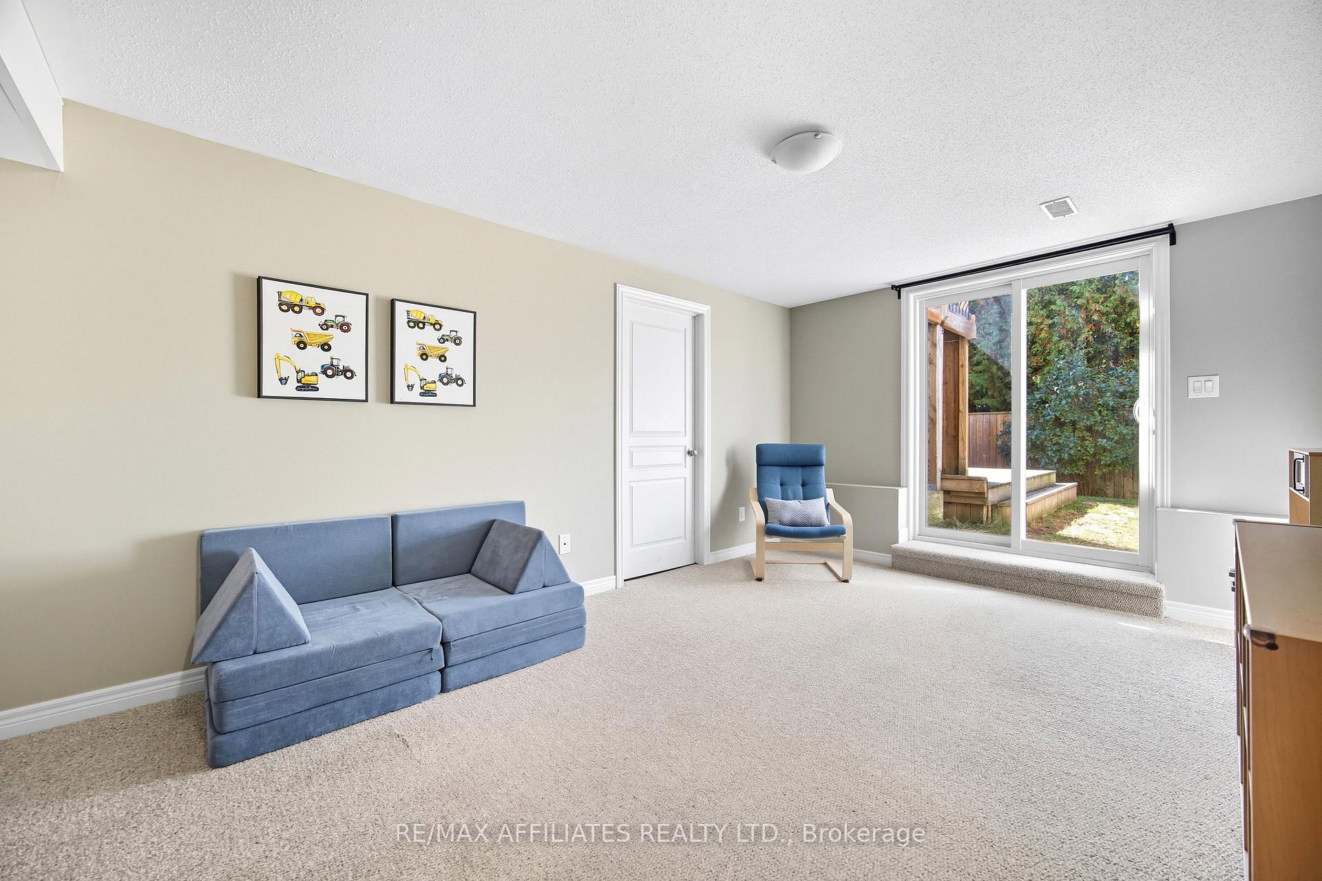 Photo 20 of 32 Code Crescent, Carleton Place — HOMEH