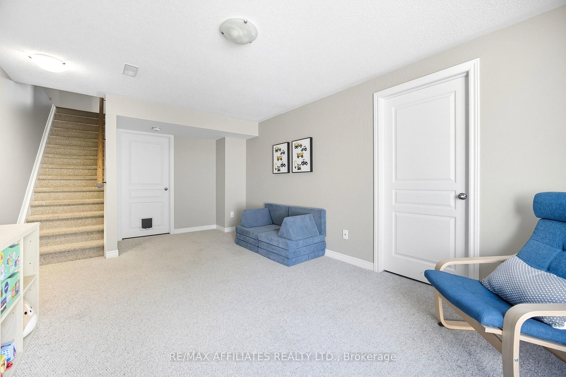 Photo 18 of 32 Code Crescent, Carleton Place — HOMEH
