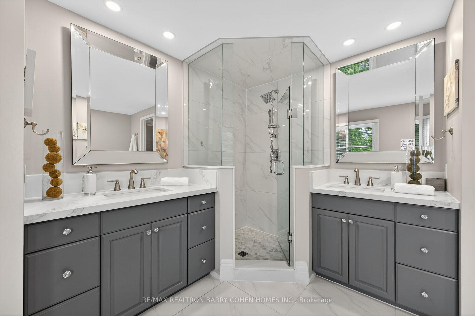 Photo 19 of 18 Cranberry Lane, Aurora, Aurora Highlands — HOMEH