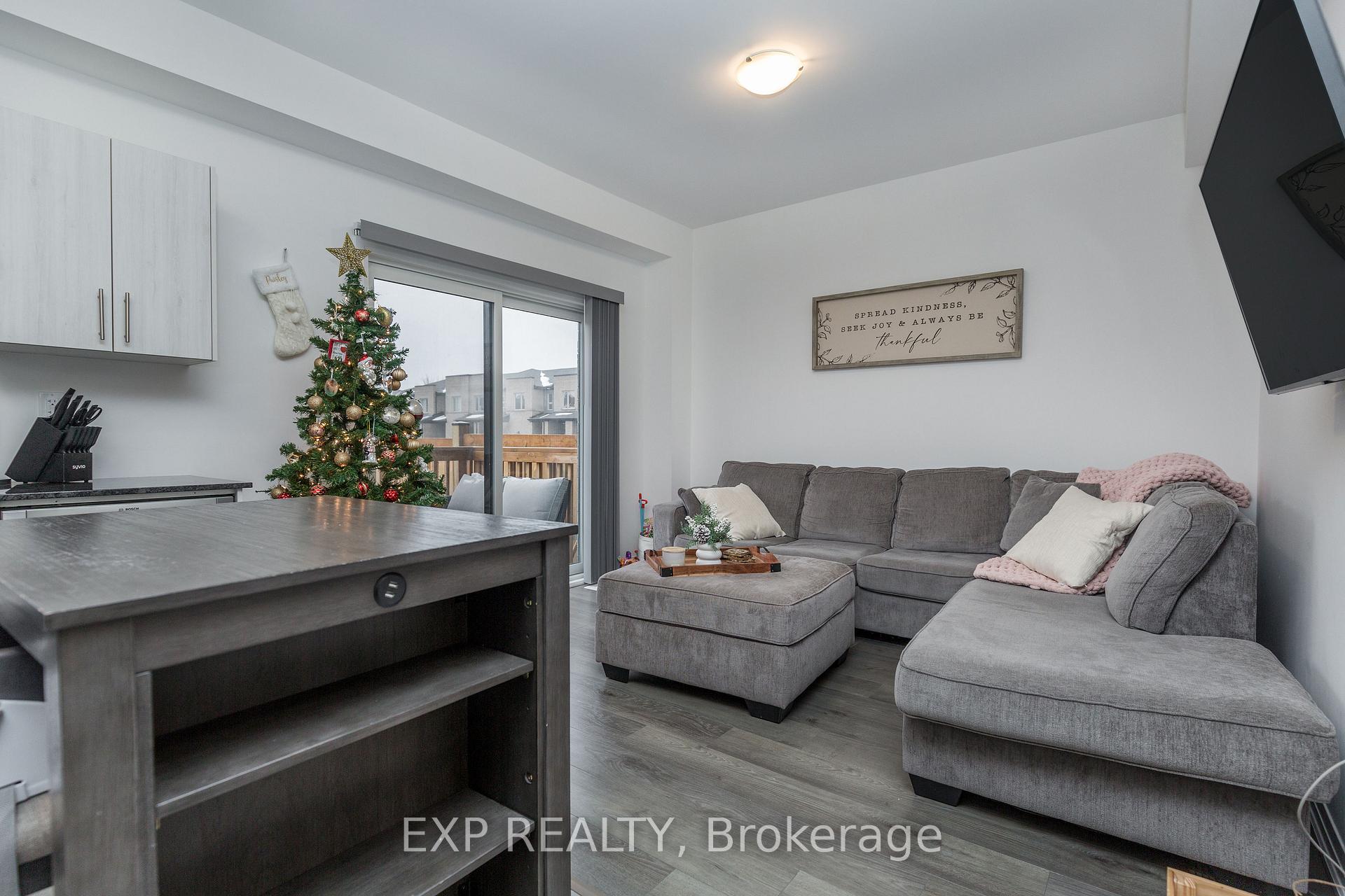 Photo 9 of 142 Gateland Drive, Barrie, Painswick South — HOMEH