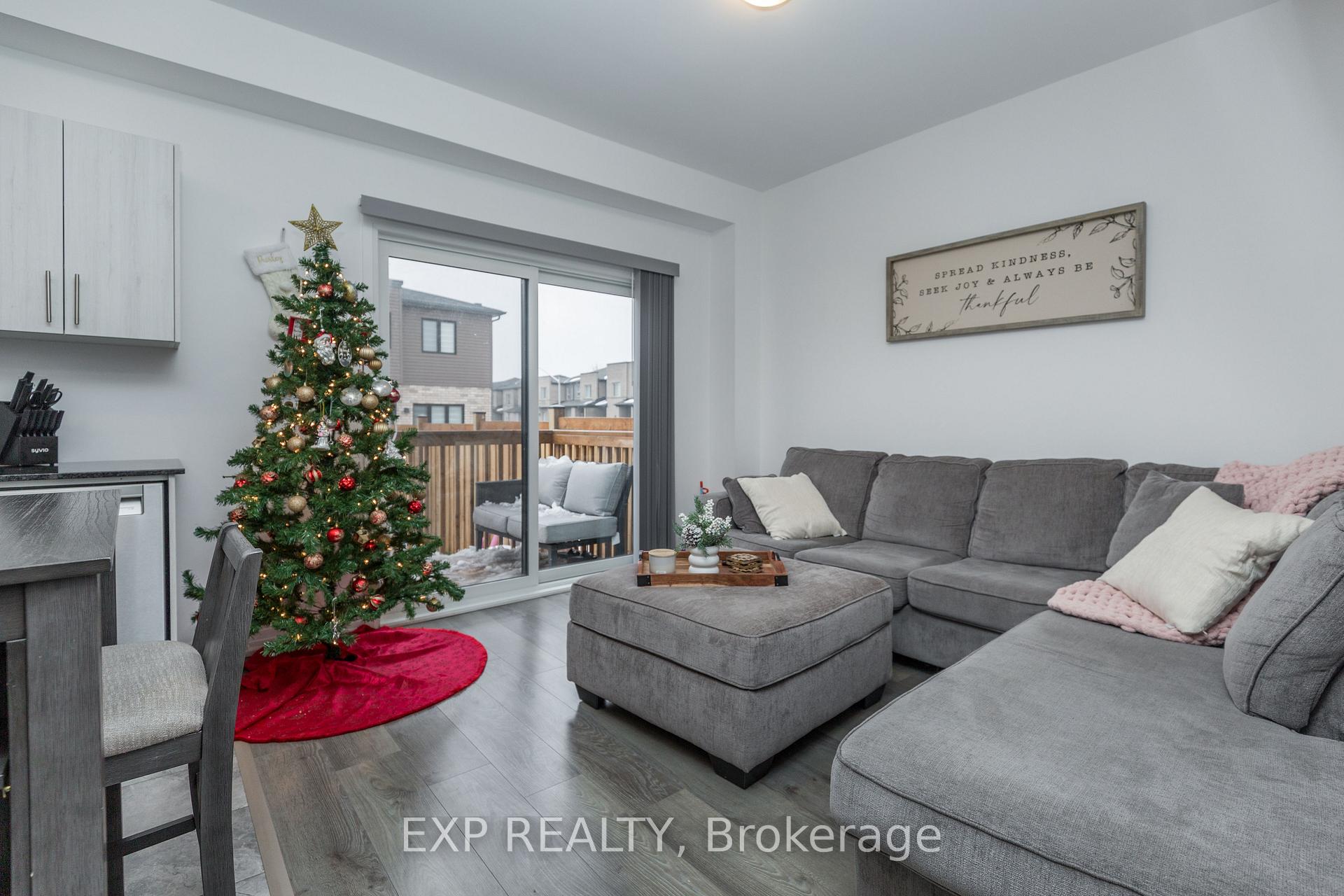 Photo 10 of 142 Gateland Drive, Barrie, Painswick South — HOMEH