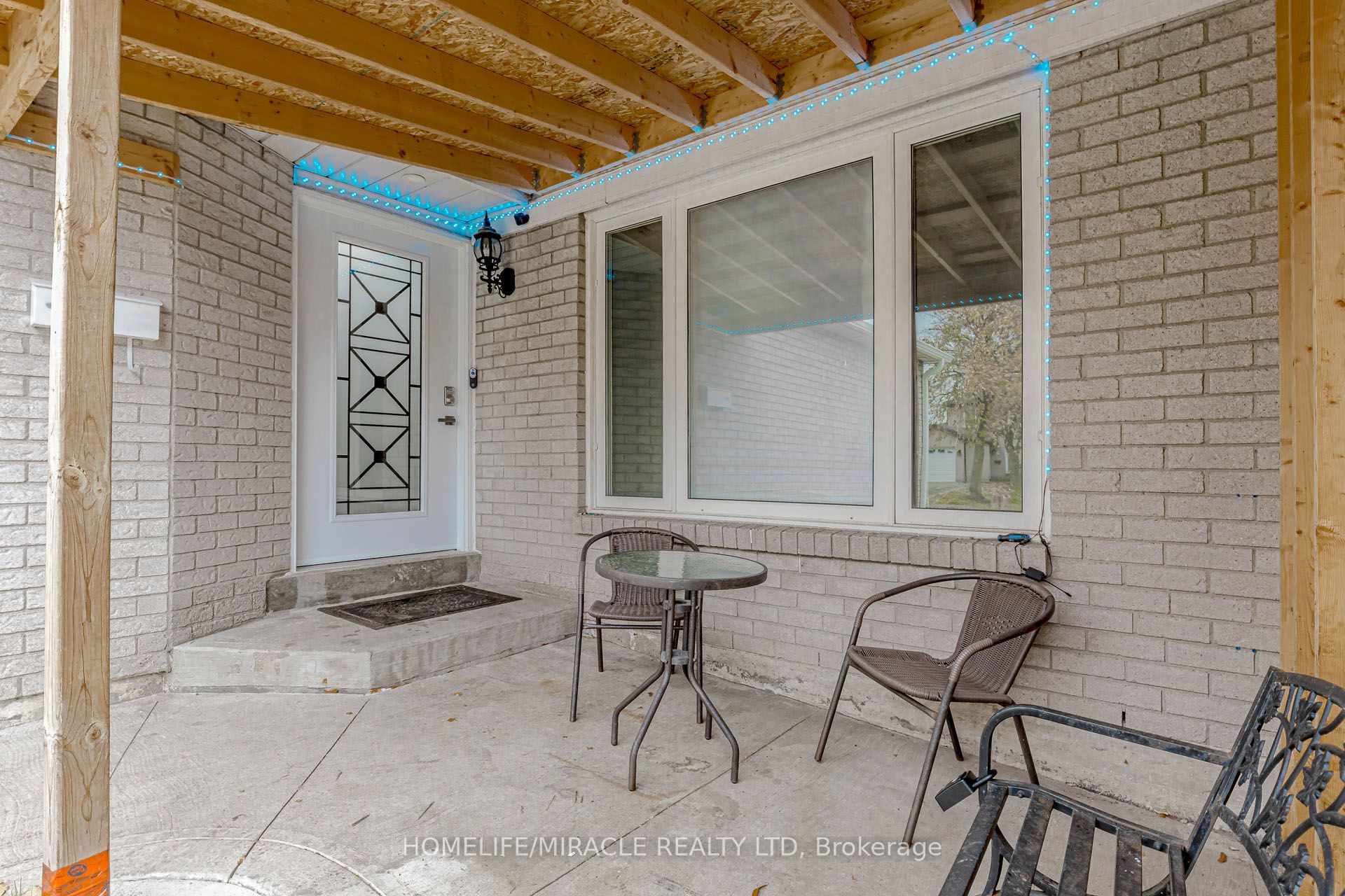 Photo 54 of 10 Festoon Place, Brampton, Southgate — HOMEH