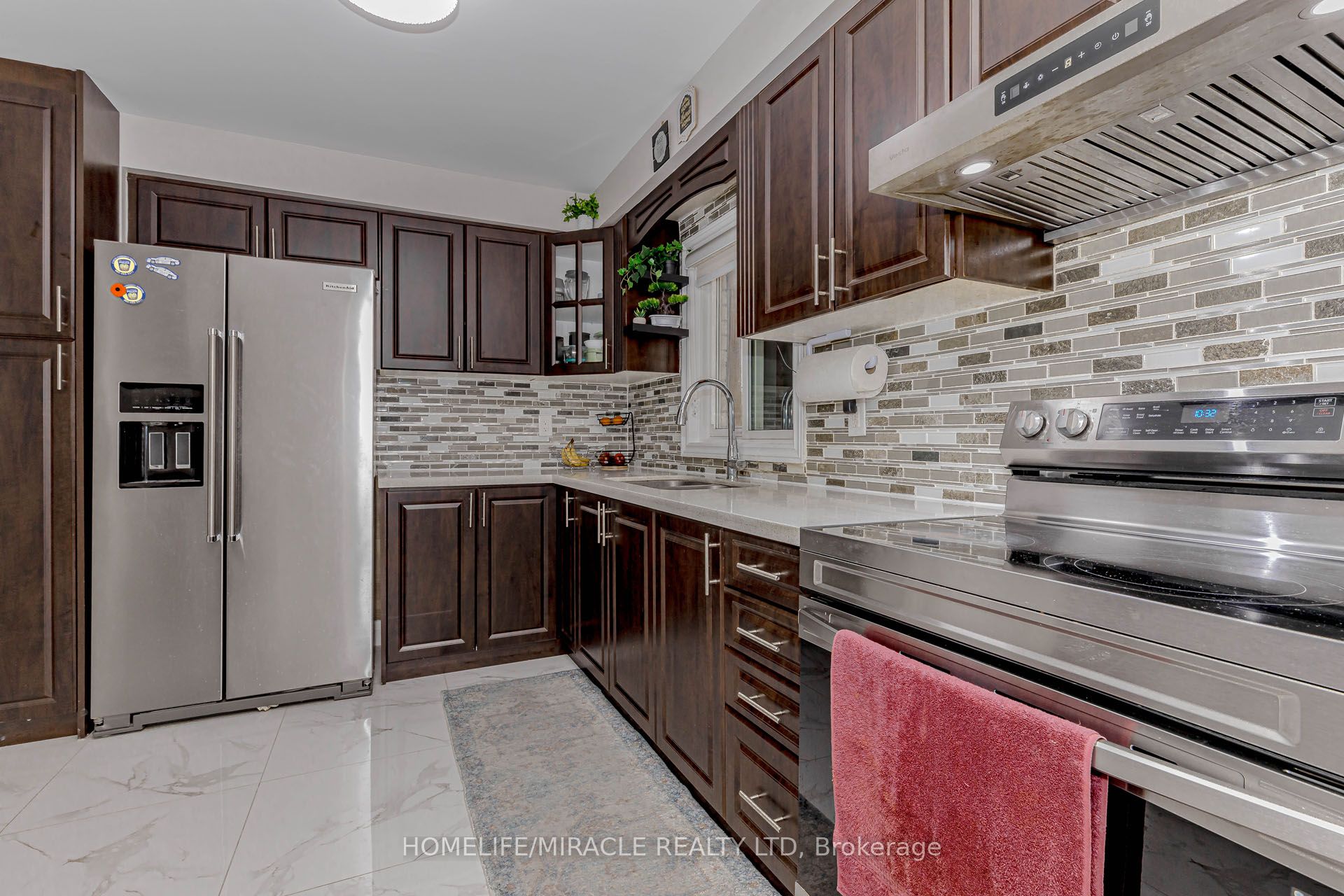 Photo 68 of 10 Festoon Place, Brampton, Southgate — HOMEH
