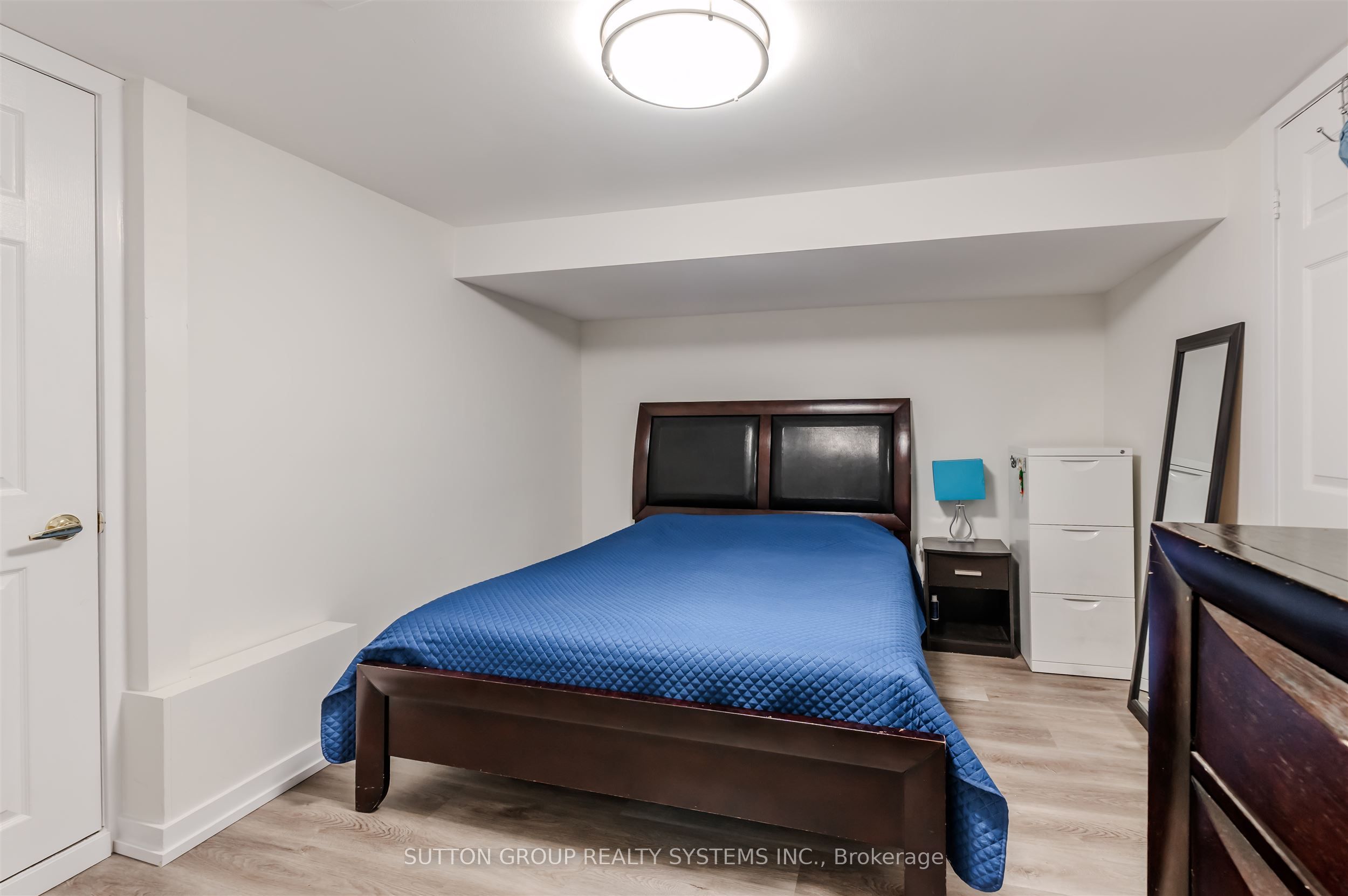 Photo 63 of 1 Elmlea Road, Etobicoke, Humber Heights — HOMEH