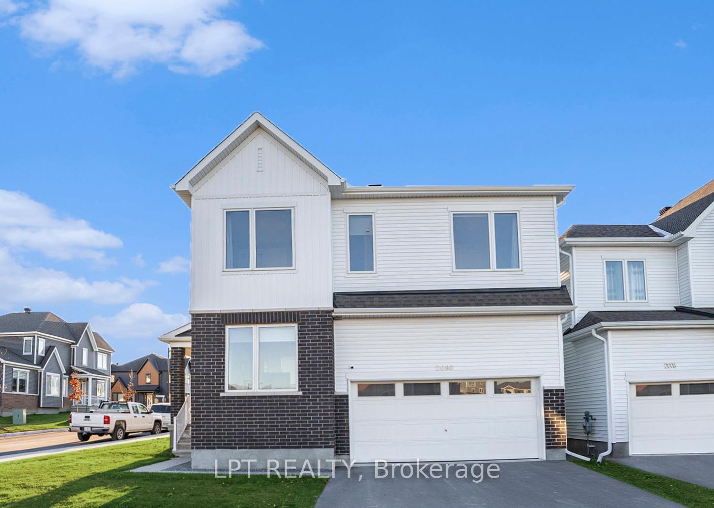 Photo 2 of 2080 Elevation Road E, Ottawa, Barrhaven - Half Moon Bay — HOMEH
