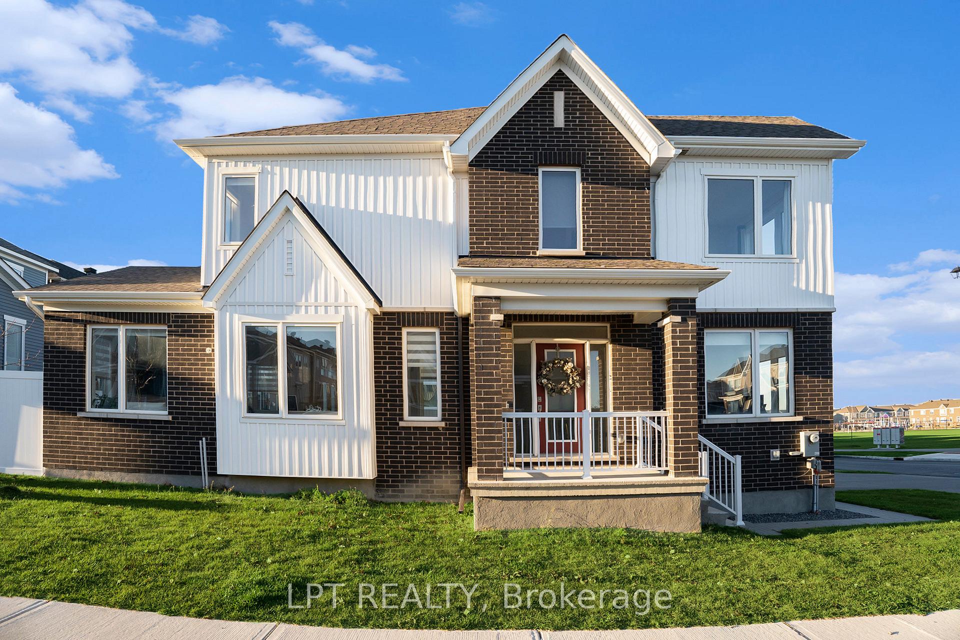 Photo 3 of 2080 Elevation Road E, Ottawa, Barrhaven - Half Moon Bay — HOMEH