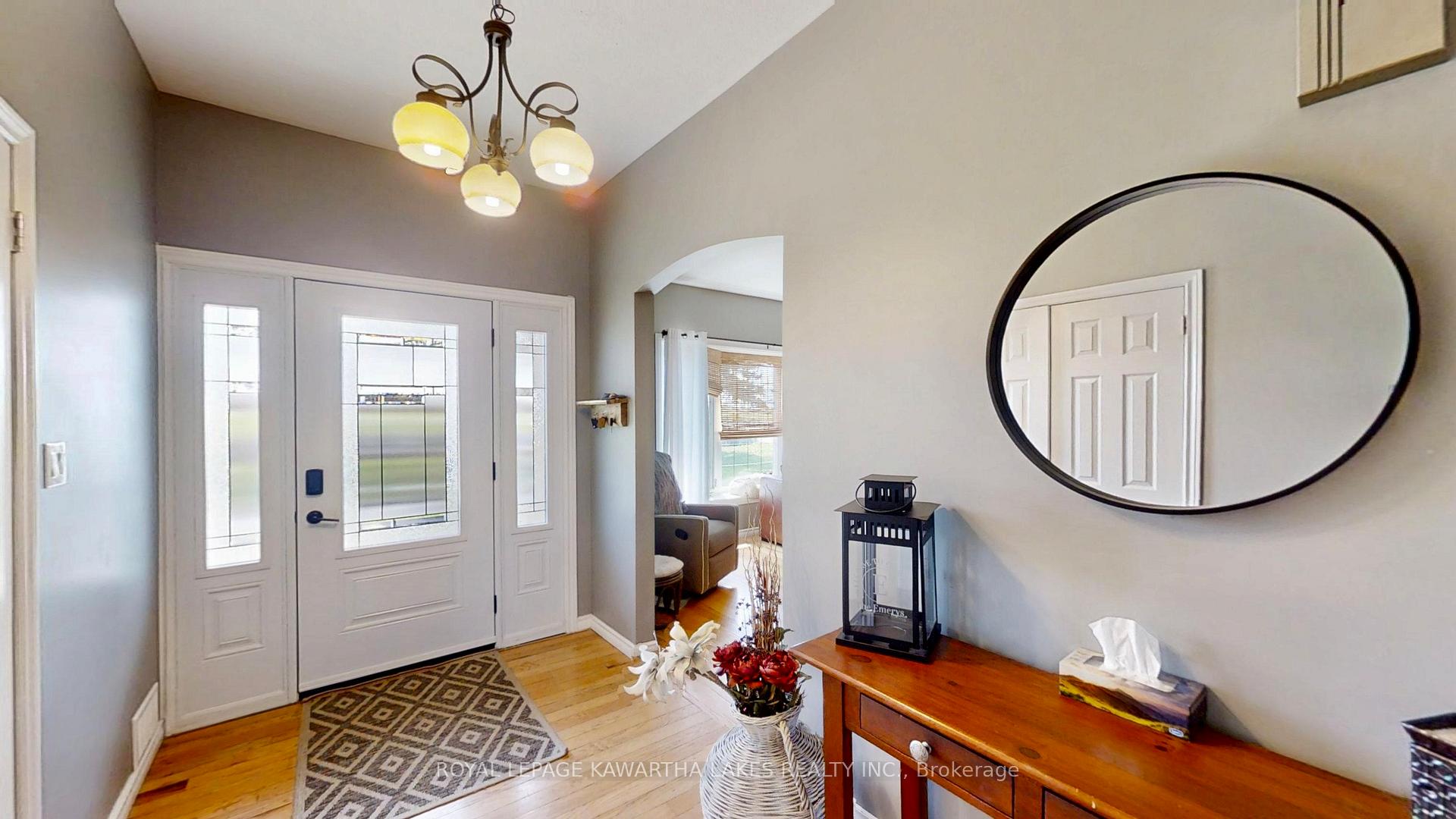 Photo 4 of 674 Osborne Street, Brock, Beaverton — HOMEH