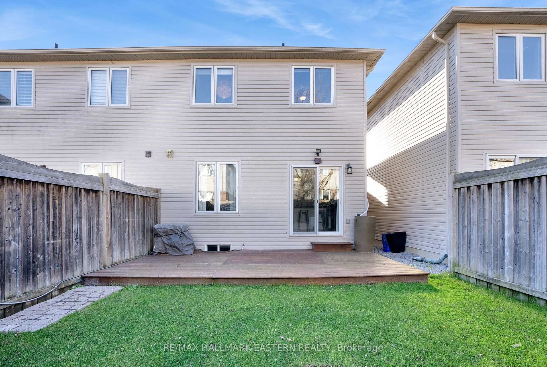 Photo 34 of Unit 13, 253 Sprucewood Crescent, Clarington, Bowmanville — HOMEH