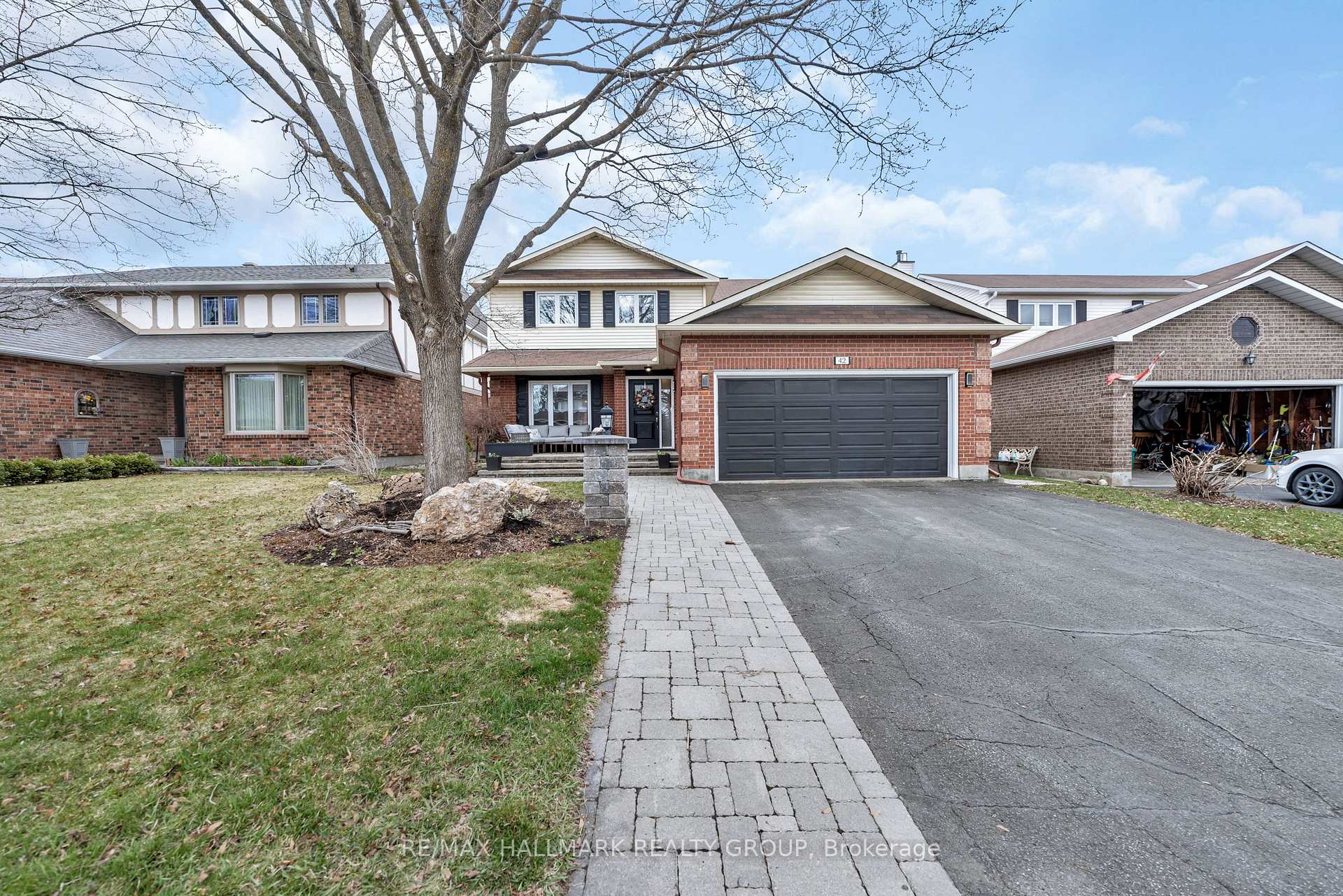 Photo 1 of 42 Constable Street, Ottawa, Barrhaven - Cedargrove/Fraserdale — HOMEH