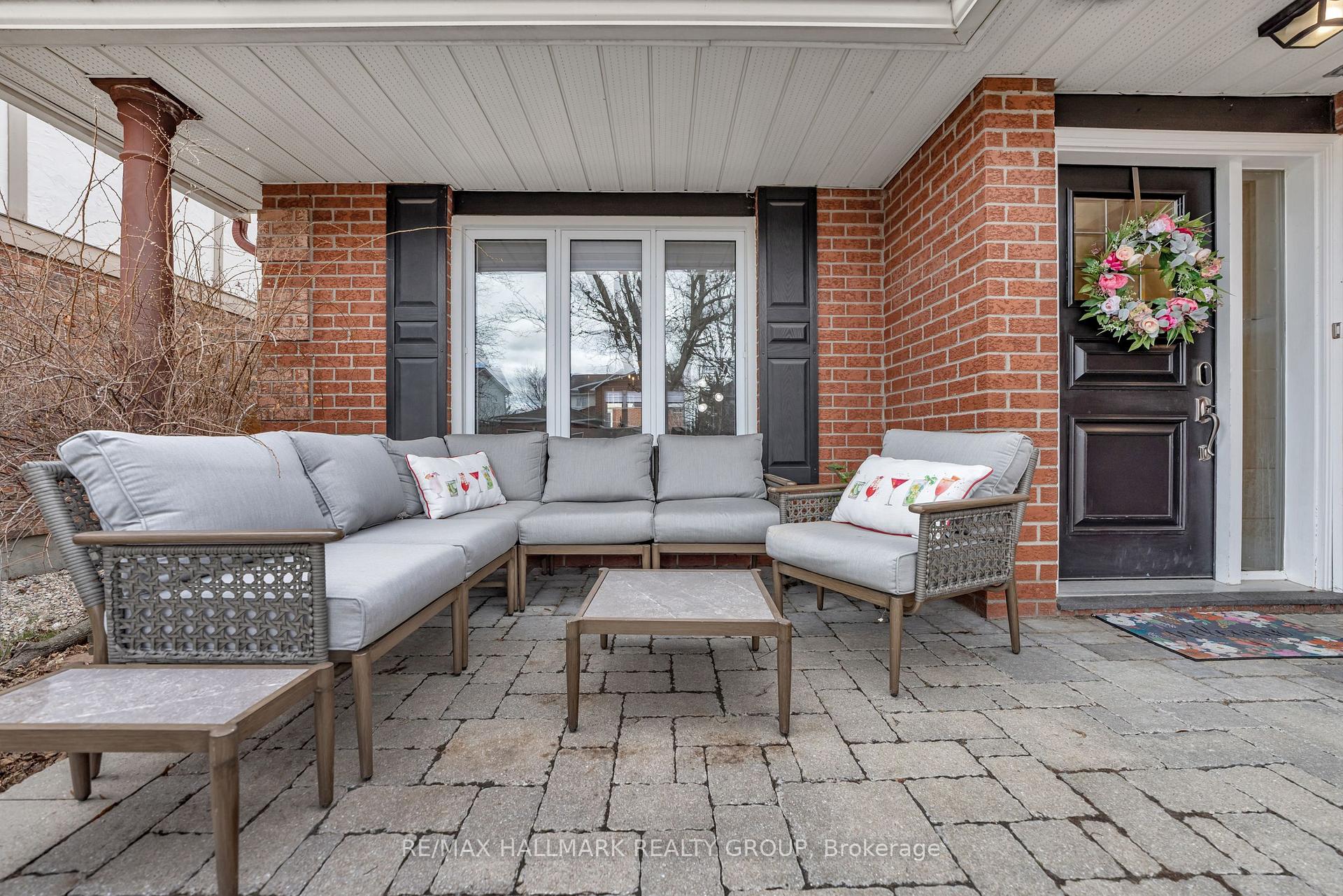 Photo 3 of 42 Constable Street, Ottawa, Barrhaven - Cedargrove/Fraserdale — HOMEH
