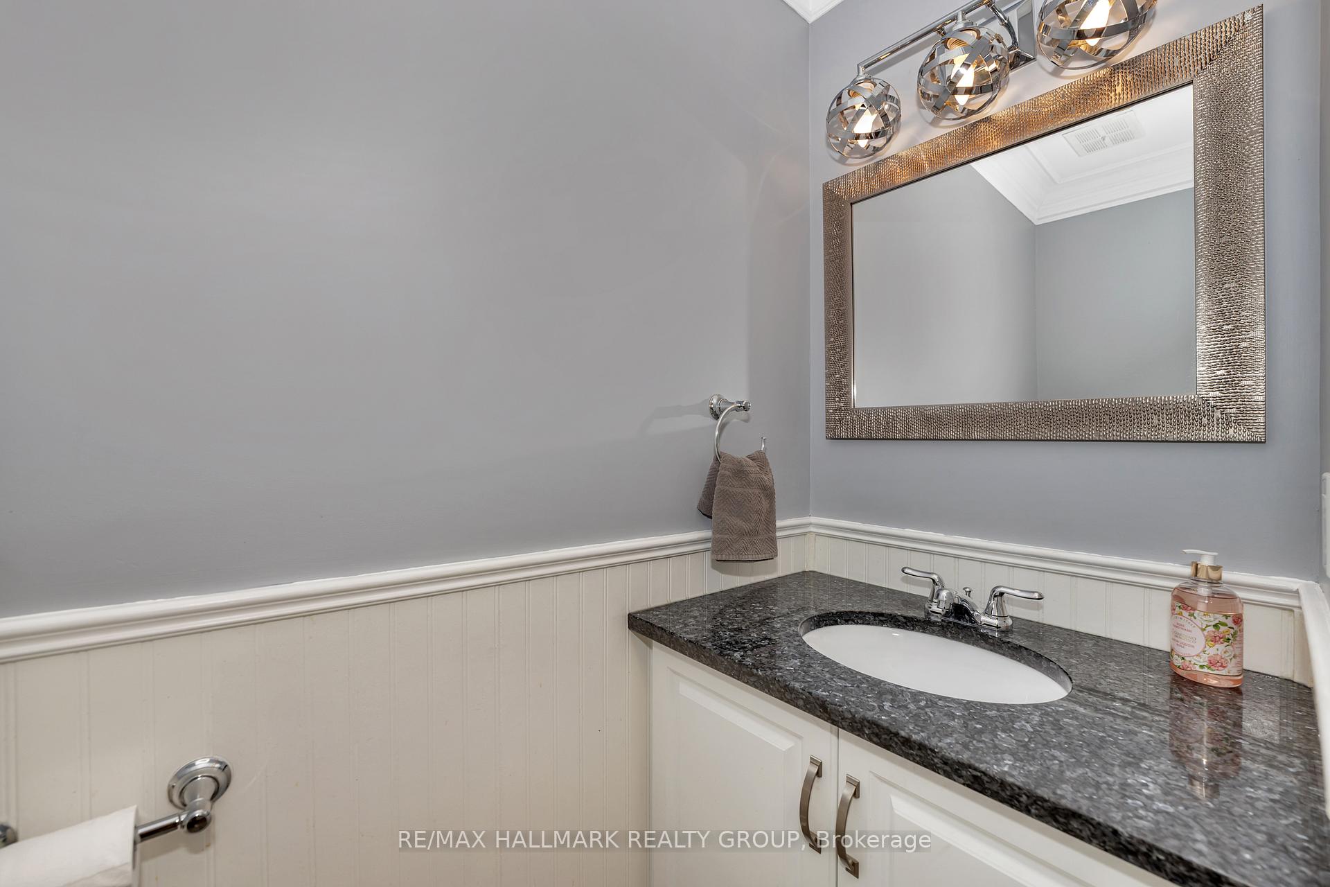 Photo 16 of 42 Constable Street, Ottawa, Barrhaven - Cedargrove/Fraserdale — HOMEH