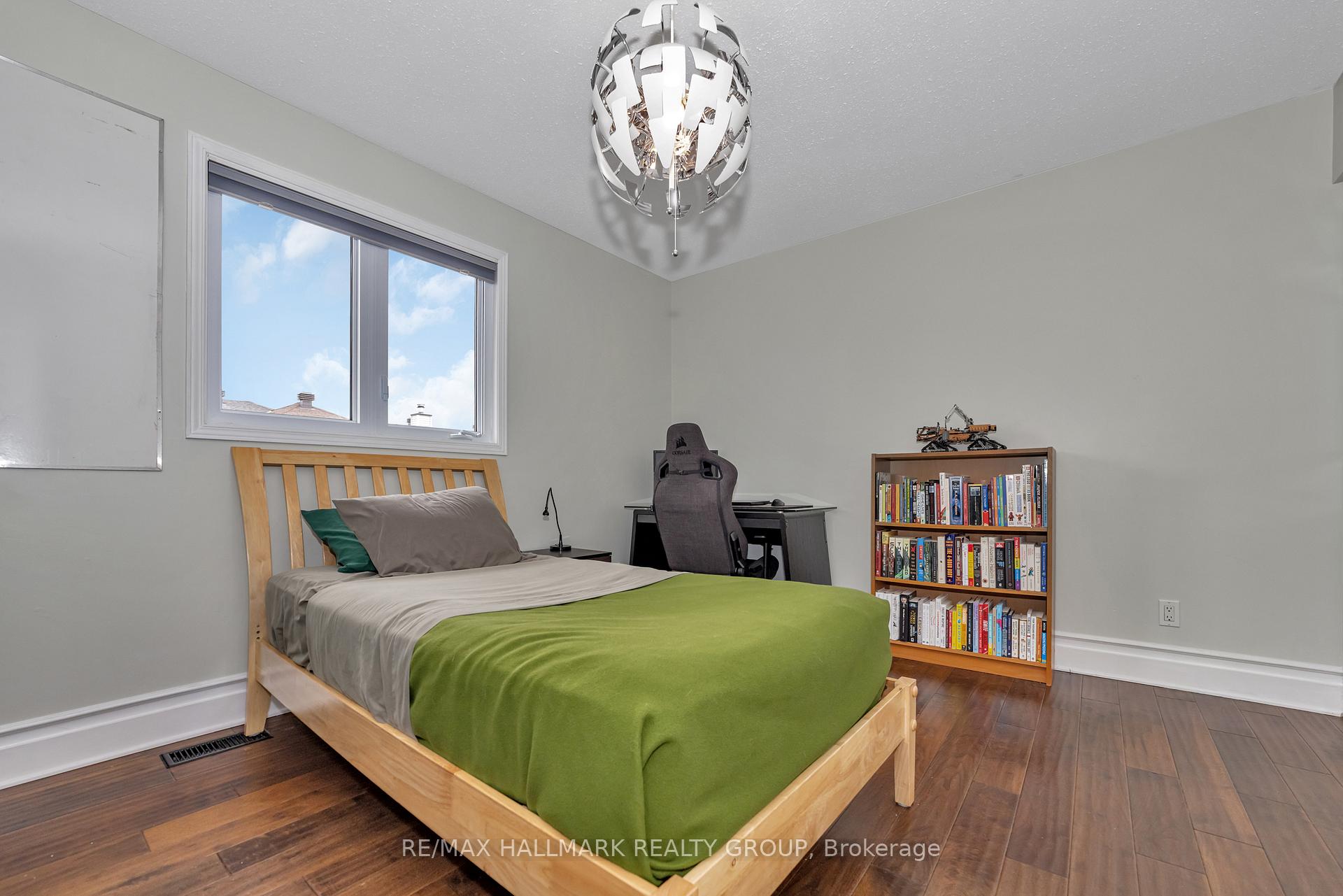 Photo 23 of 42 Constable Street, Ottawa, Barrhaven - Cedargrove/Fraserdale — HOMEH