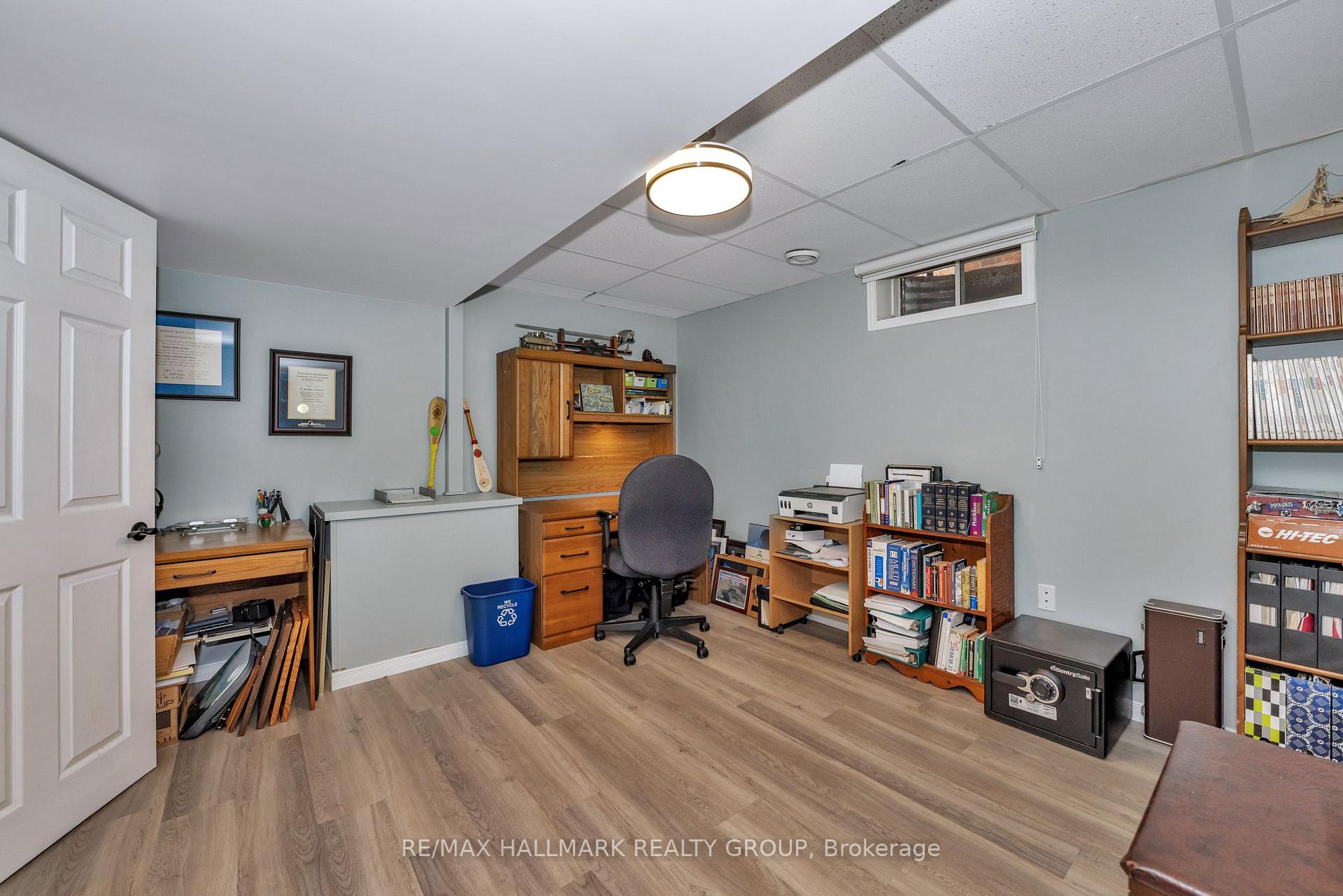 Photo 29 of 42 Constable Street, Ottawa, Barrhaven - Cedargrove/Fraserdale — HOMEH