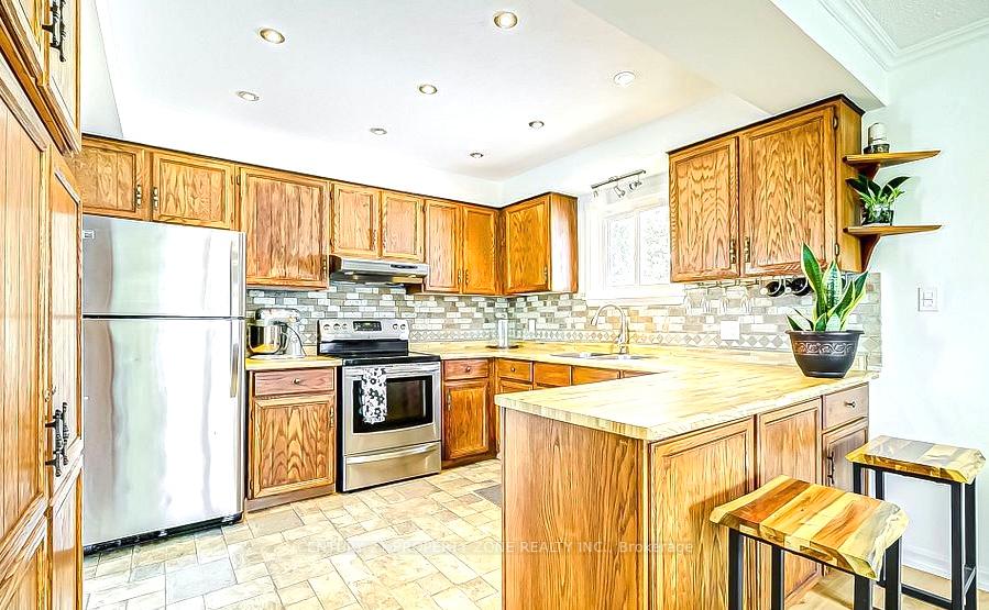 Photo 12 of 59 Lyndale Crescent, Clarington, Courtice — HOMEH