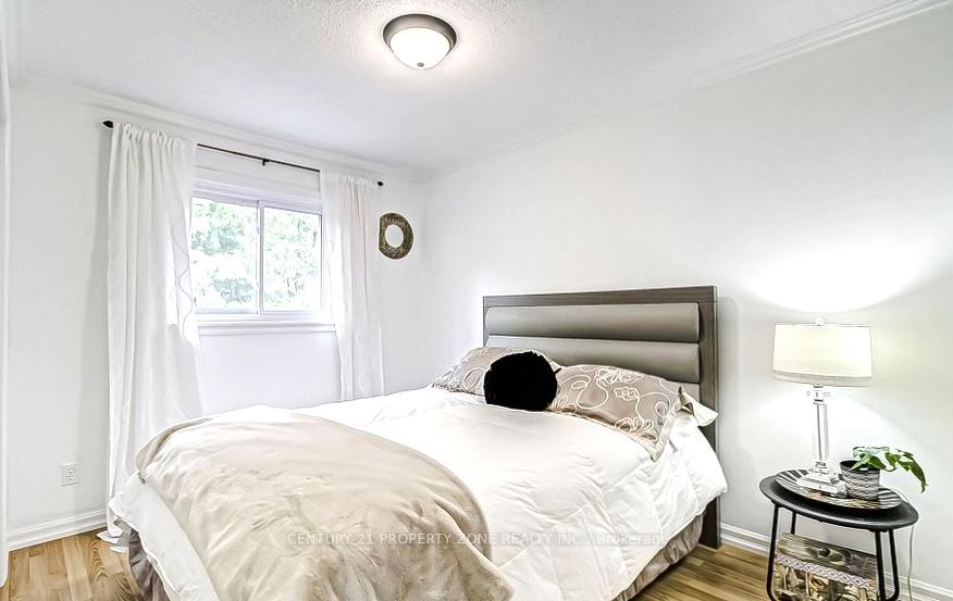 Photo 17 of 59 Lyndale Crescent, Clarington, Courtice — HOMEH