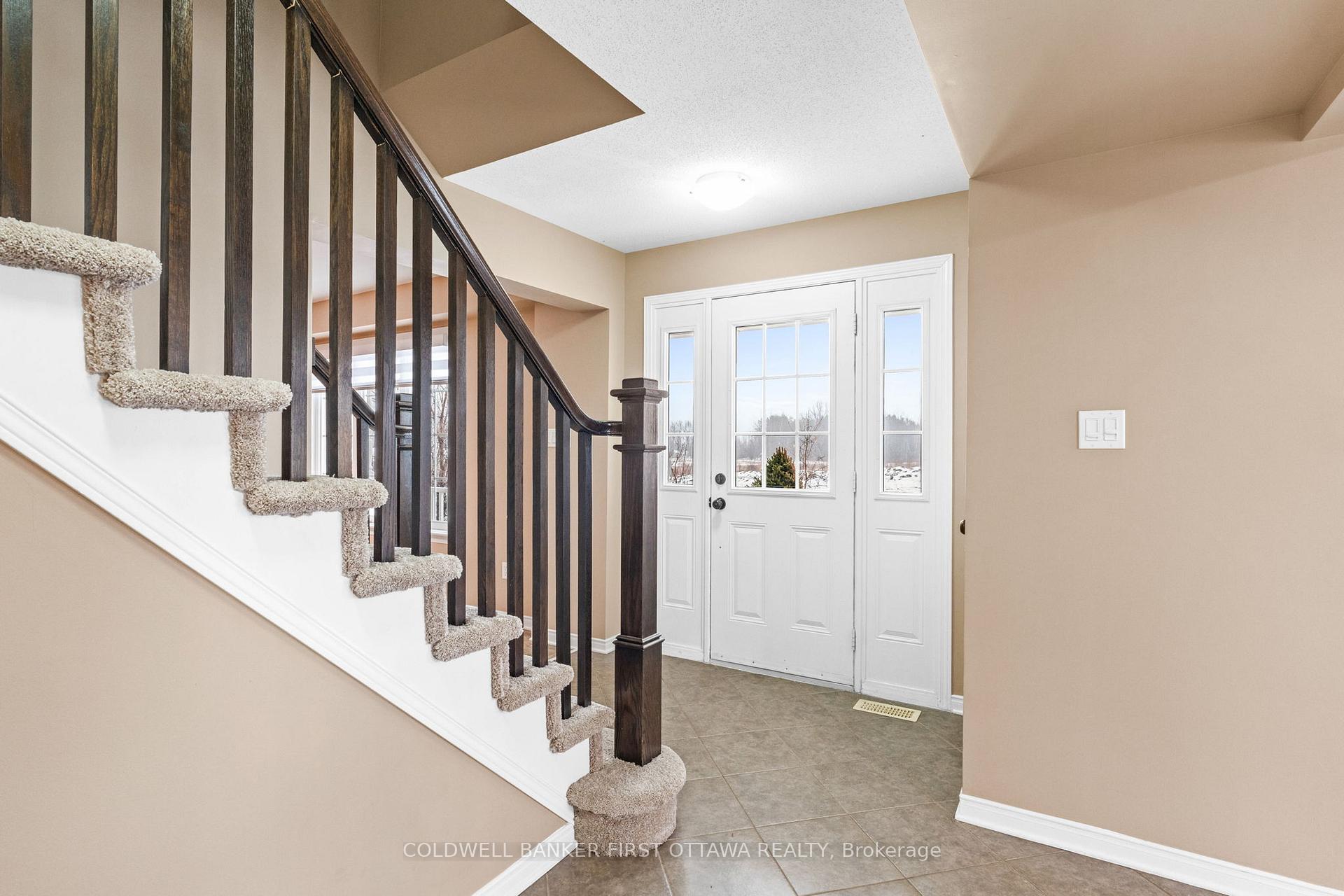 Photo 5 of 169 Cedardown Private, Ottawa, Barrhaven - Stonebridge — HOMEH