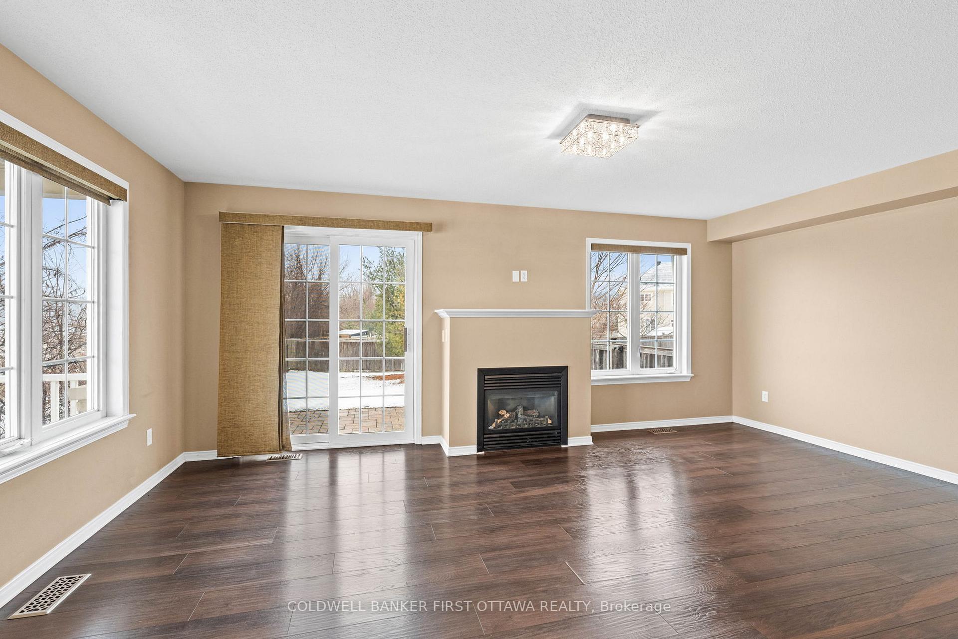 Photo 7 of 169 Cedardown Private, Ottawa, Barrhaven - Stonebridge — HOMEH
